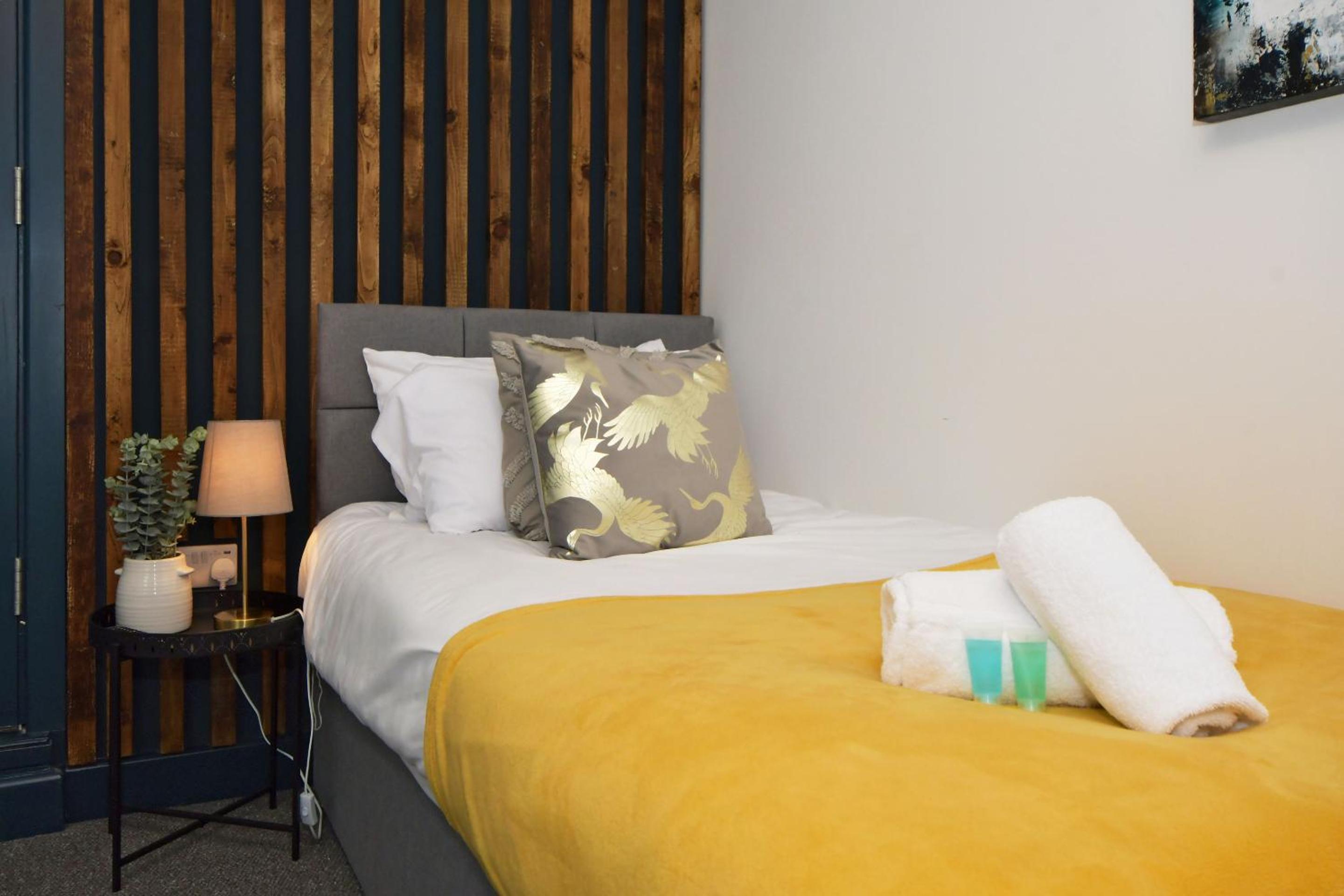 Single Room with Private Bathroom