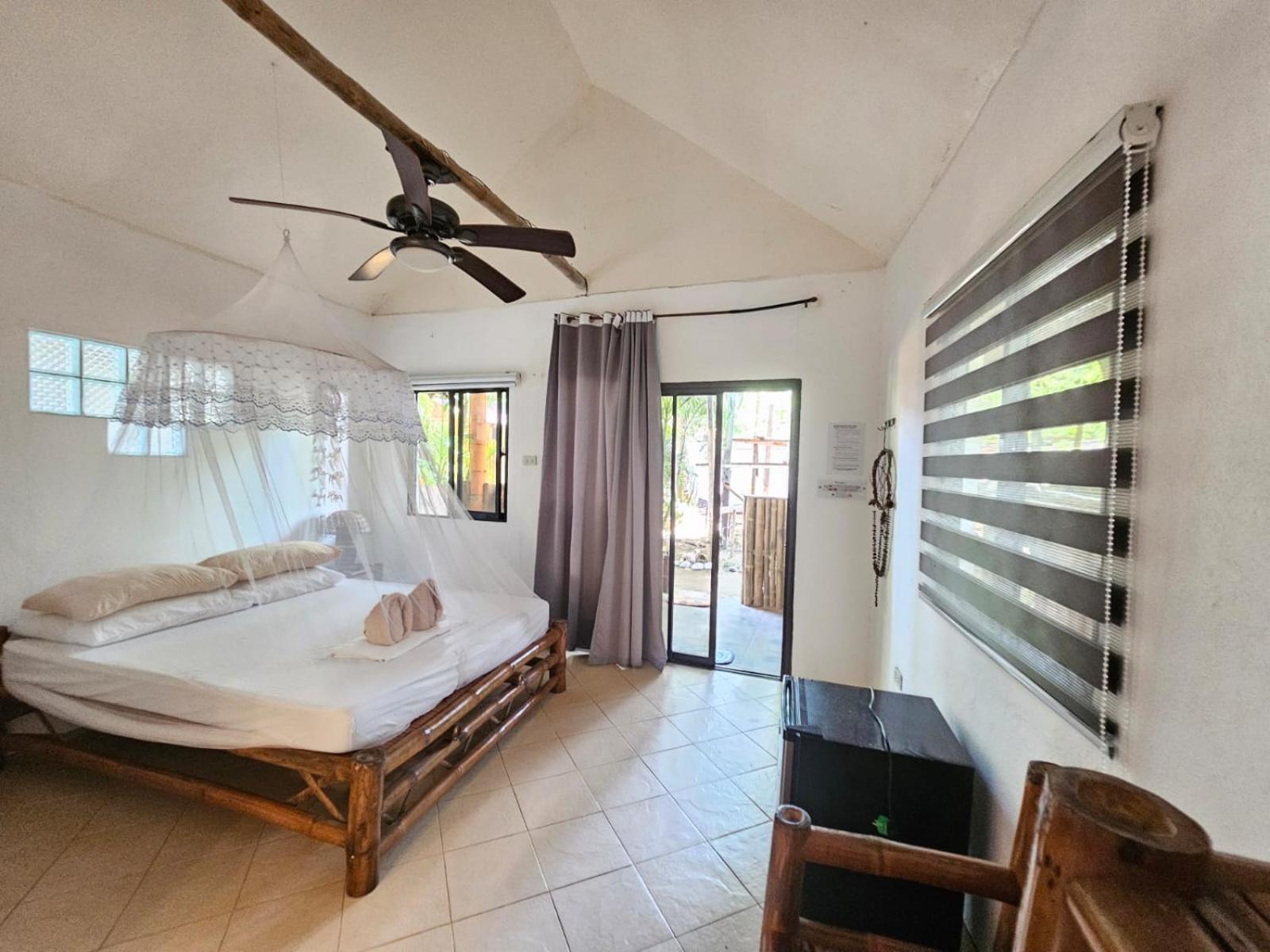 Deluxe Double Room with Balcony - Photo 1