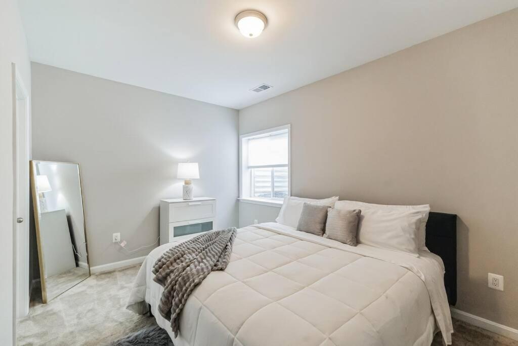 Two-Bedroom Apartment photo 1