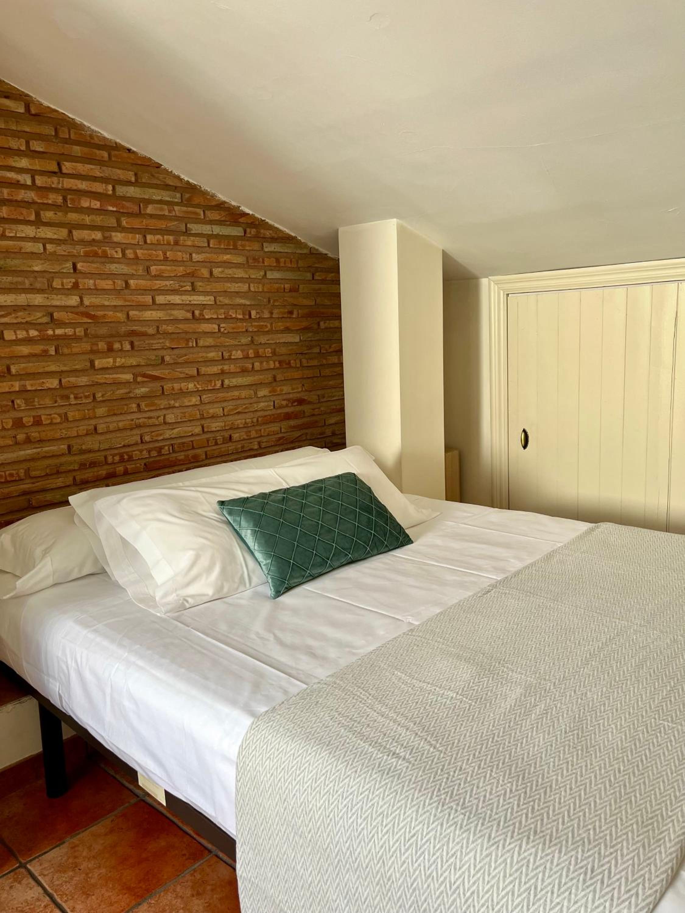Standard Apartment - Photo 10