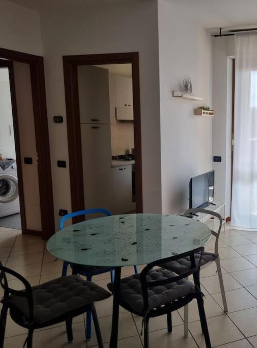 Studio Apartment with One Double Bed photo 2