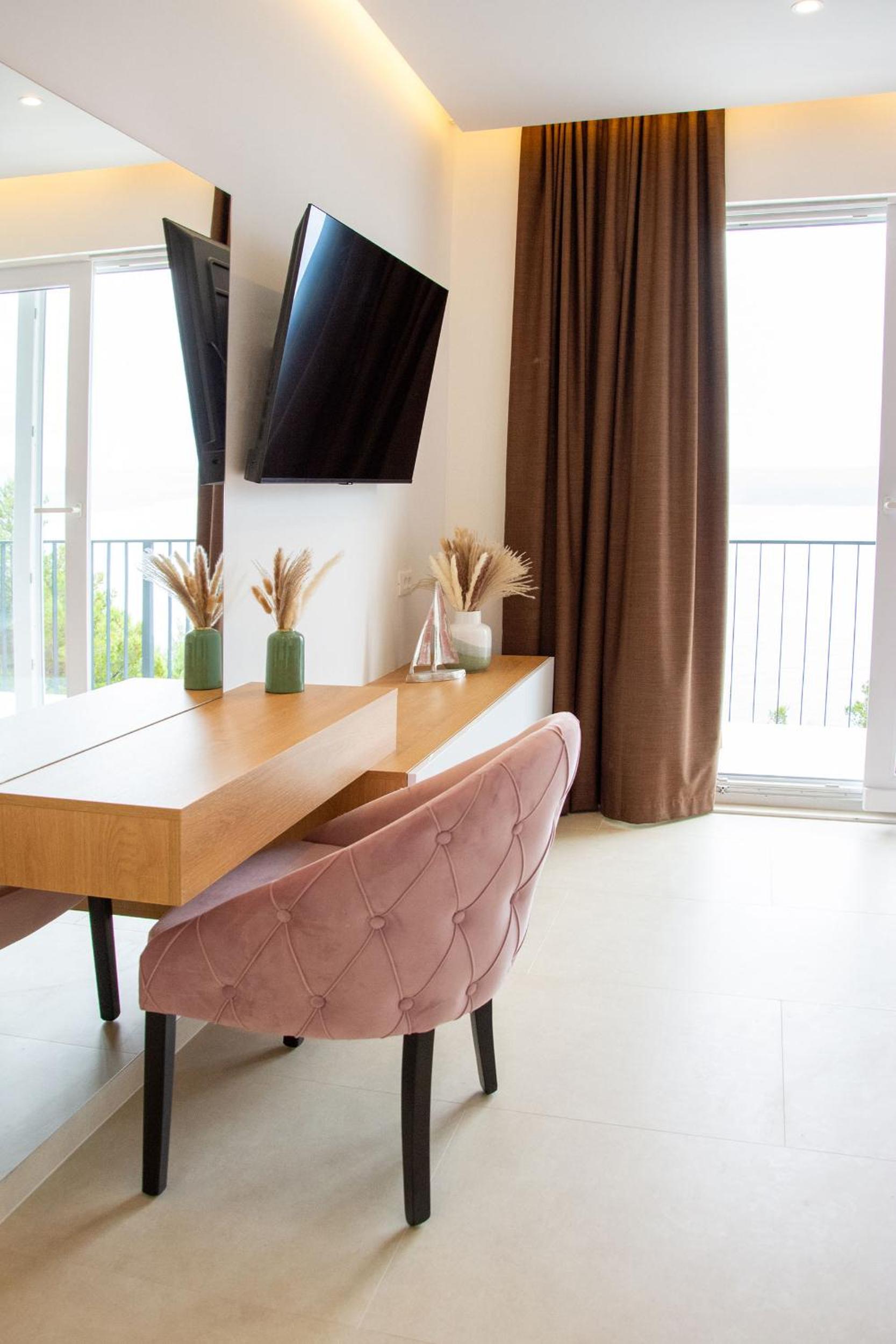 Apartment with Sea View photo 2