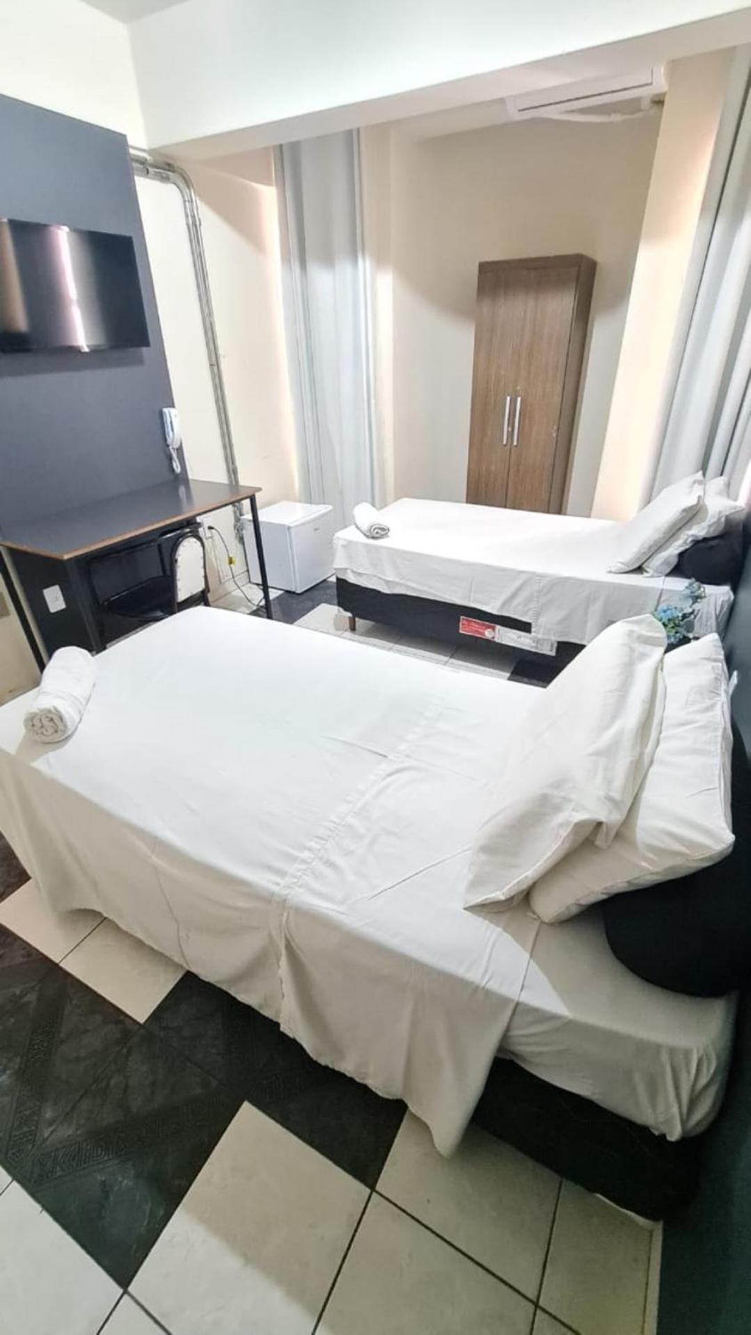 Standard Twin Room photo 2