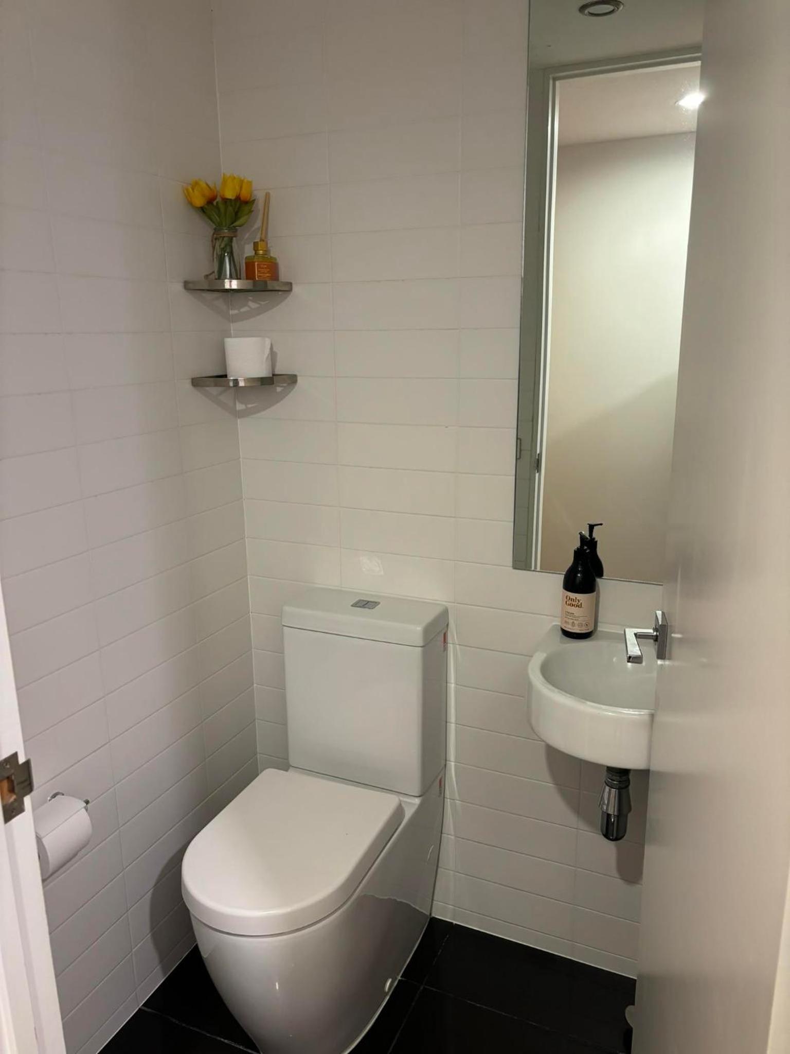 Two-Bedroom Apartment - Photo 18