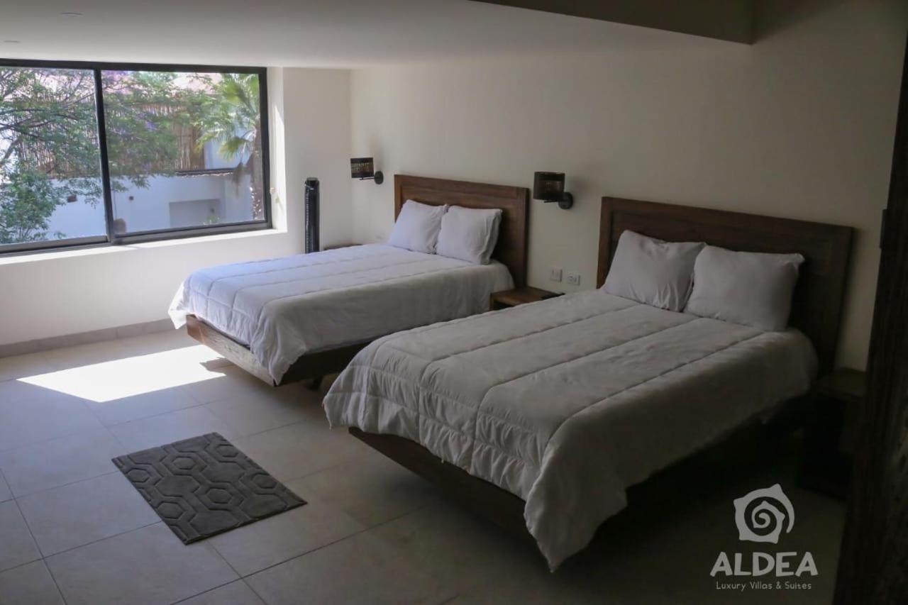 Deluxe Family Suite