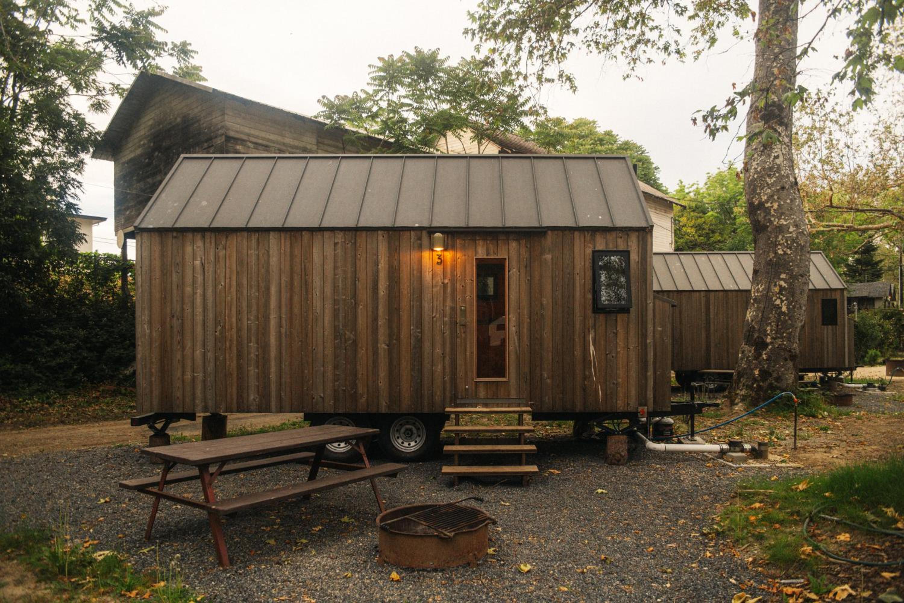 Tiny Cabin - King Kitchenette photo 2