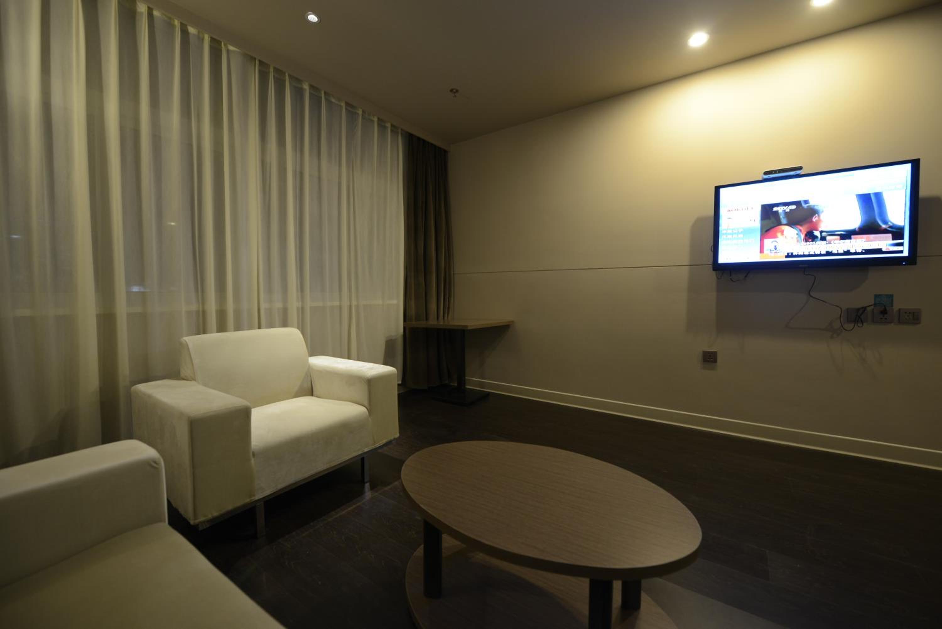 Standard Suite