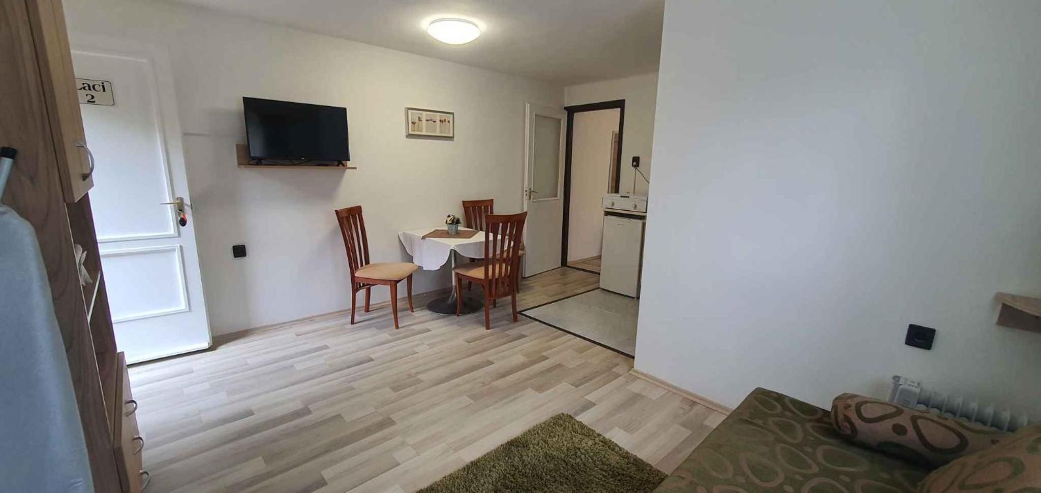 Apartment photo 1