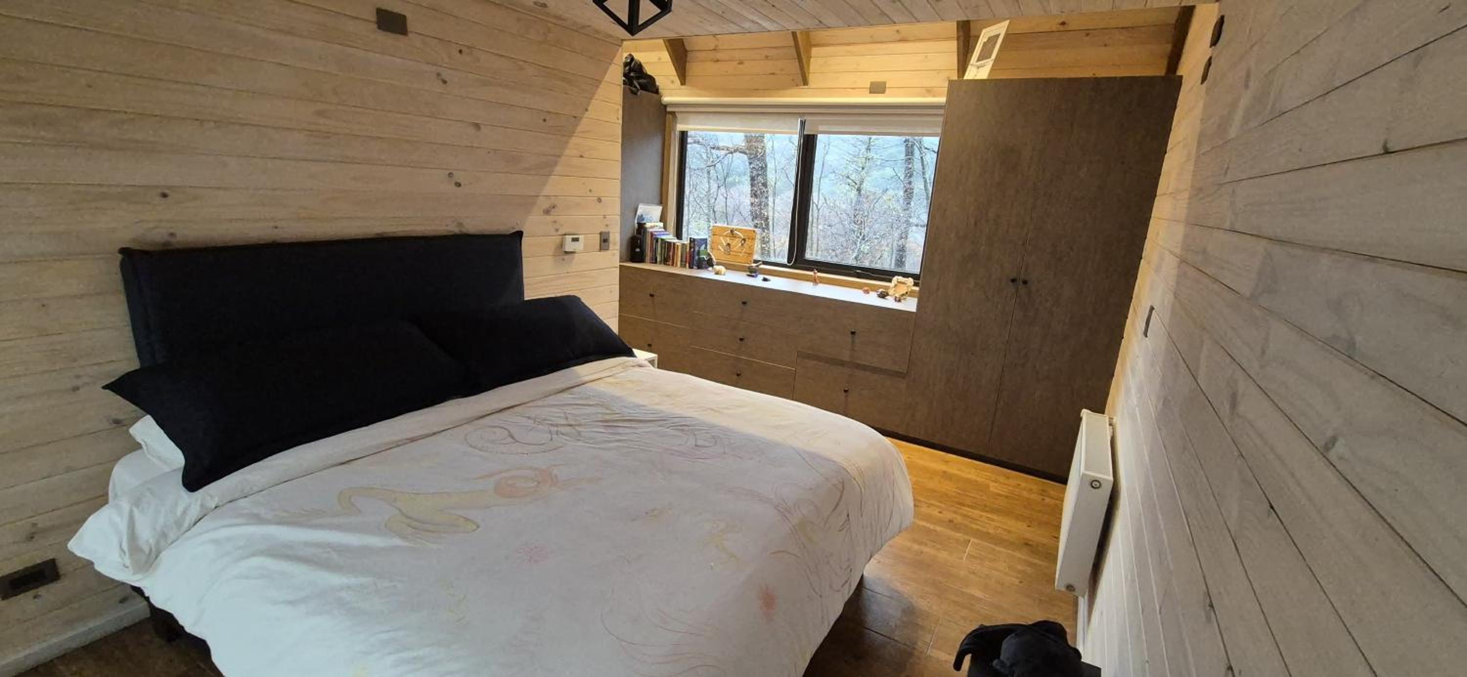 One-Bedroom House photo 1