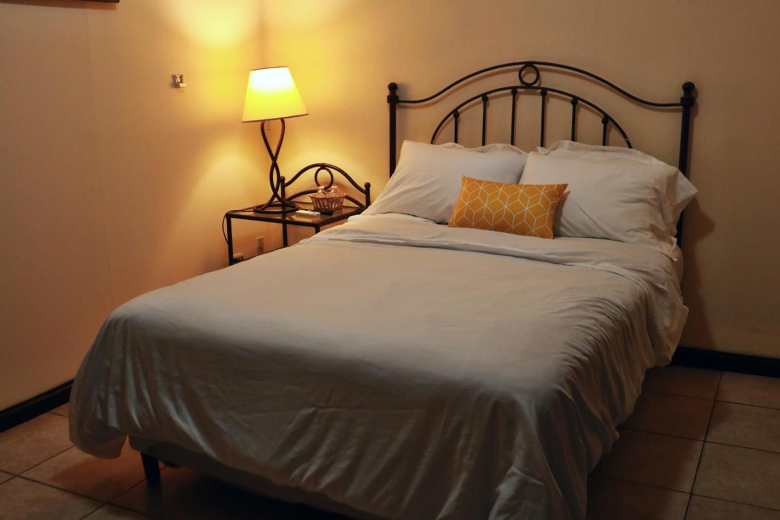 Double Room with Private Bathroom photo 1