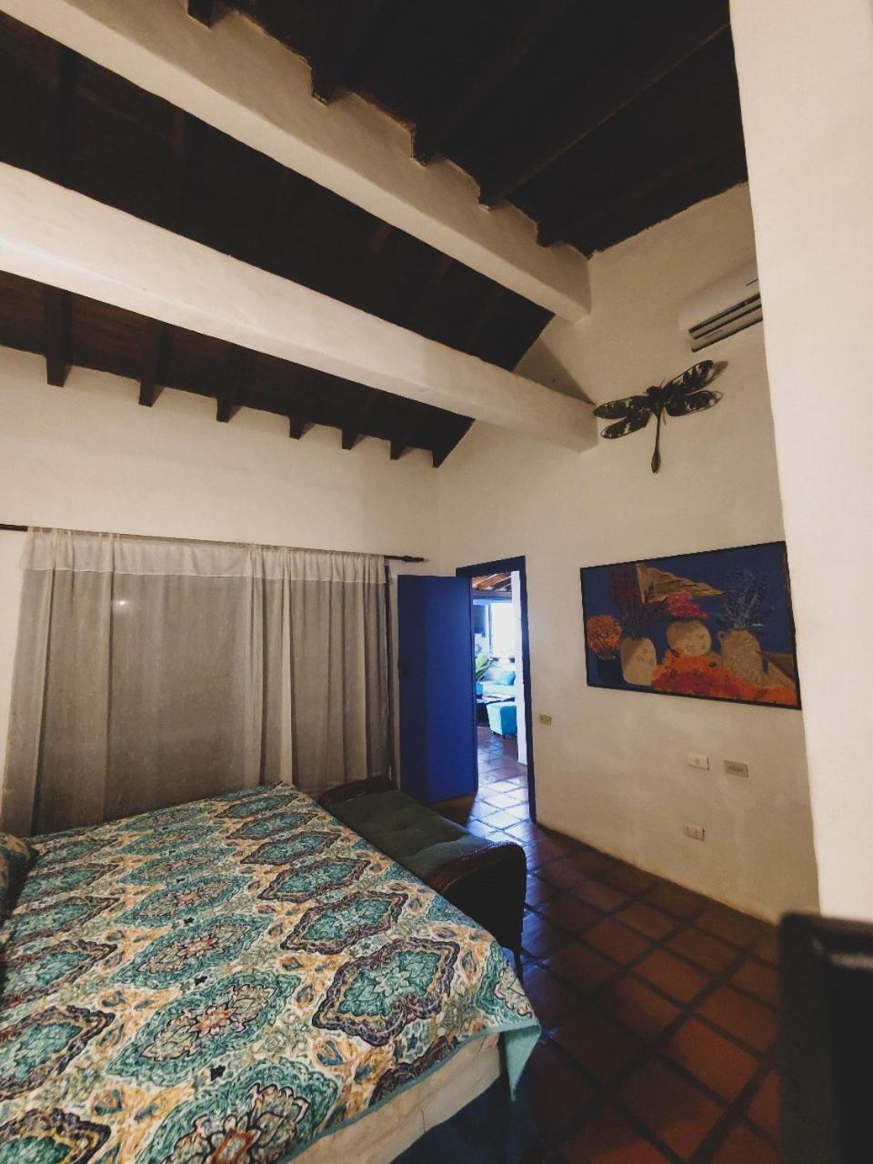 Villa photo 1