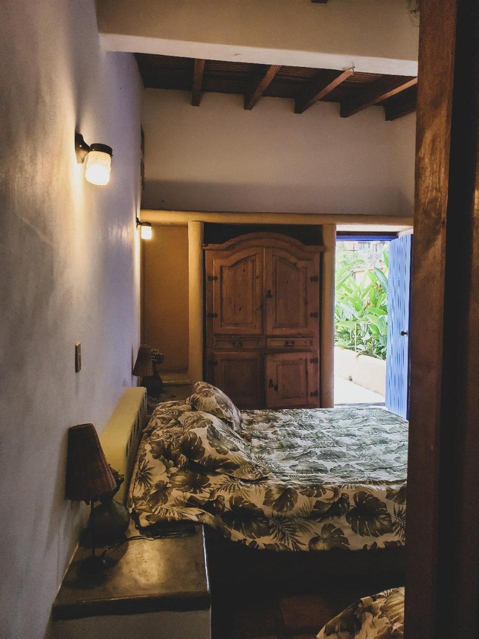 Villa photo 2