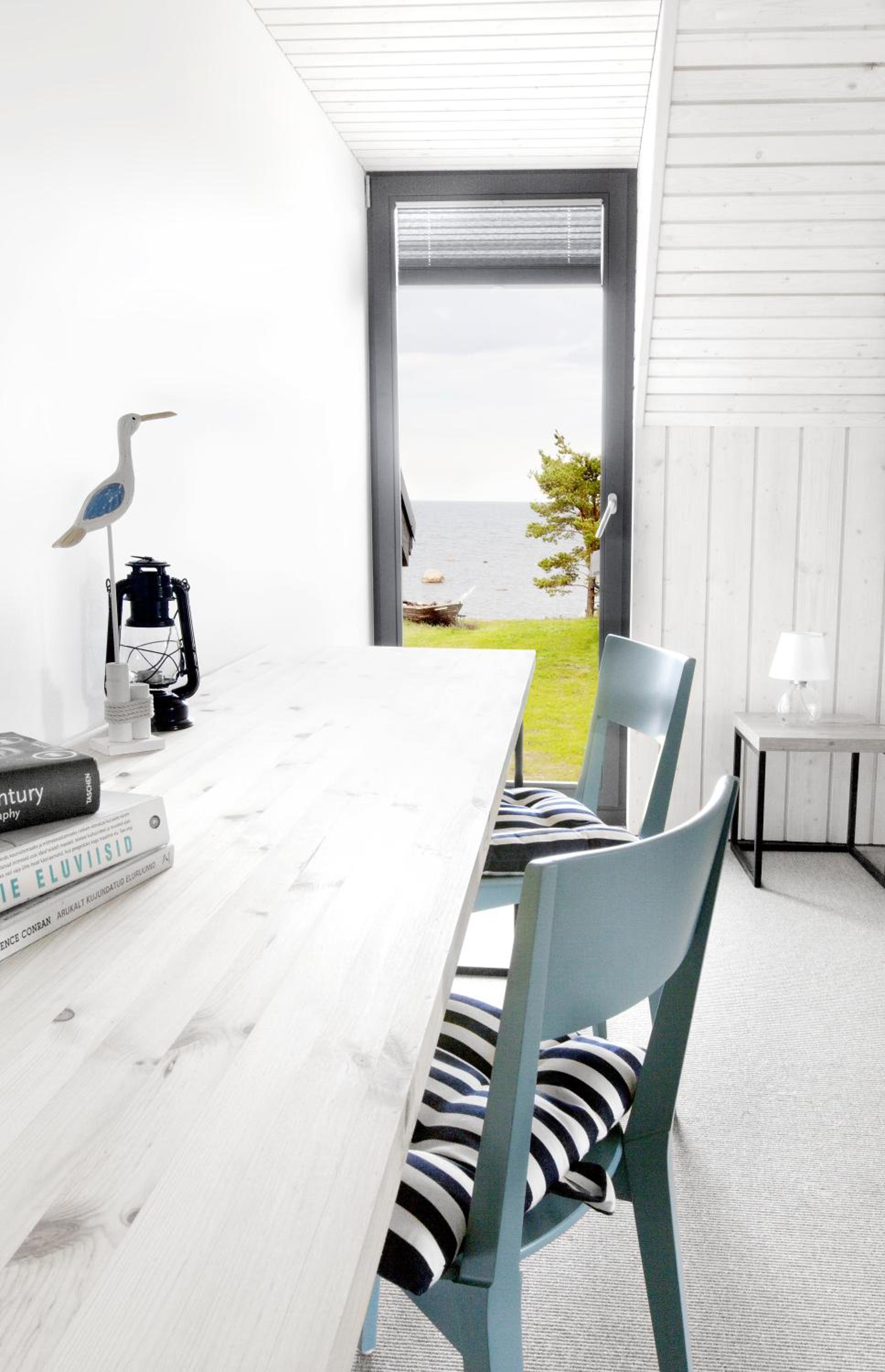 Six-Bedroom House - Photo 15