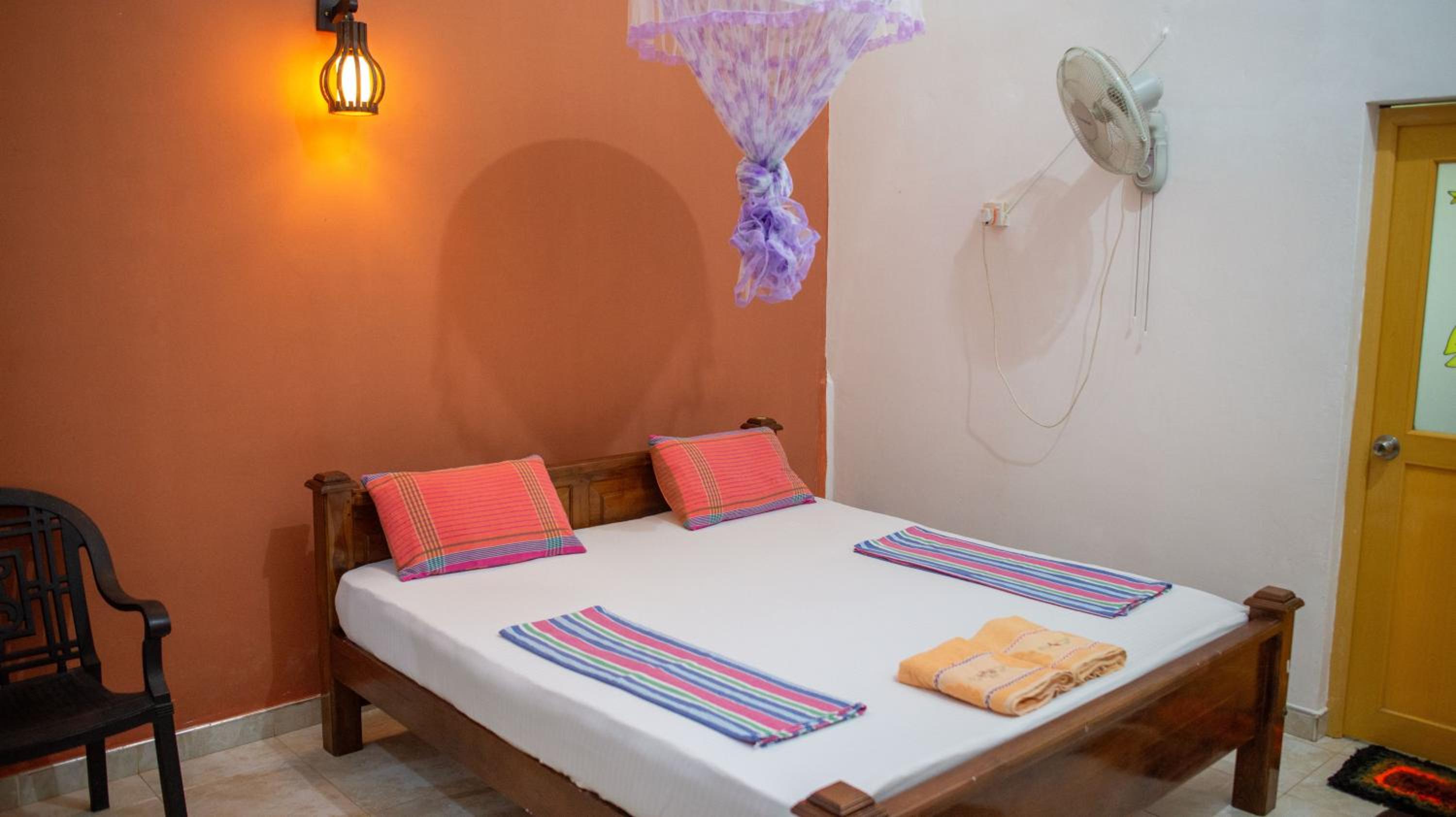 Deluxe Double Room (2 Adults + 1 Child) photo 1