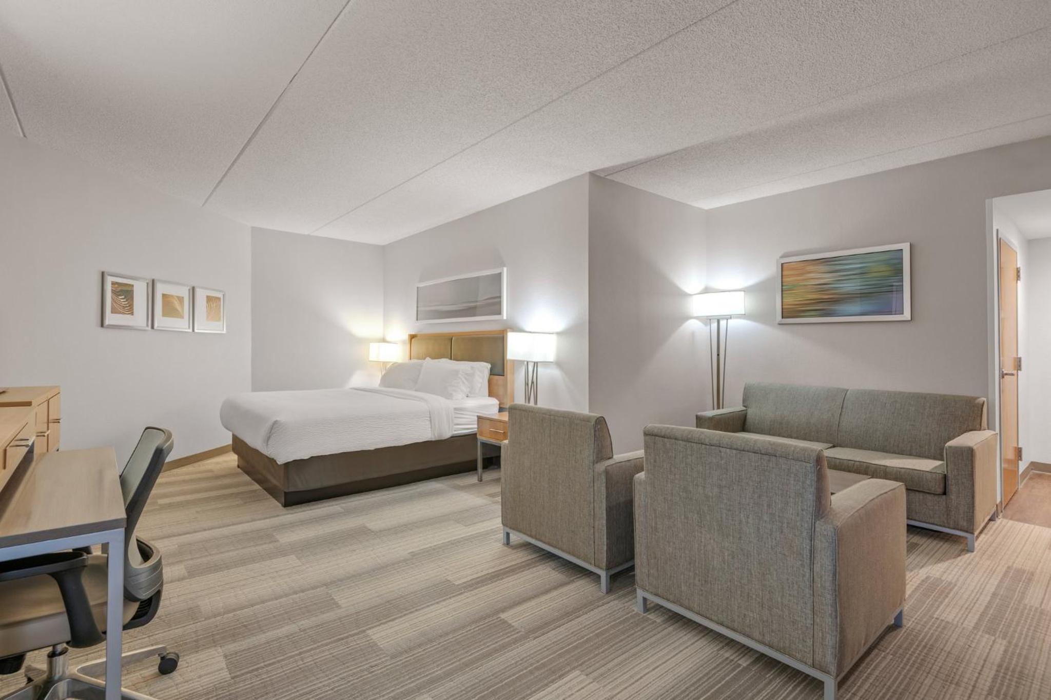 Deluxe Double Room with Two Double Beds - Non-Smoking - Photo 1