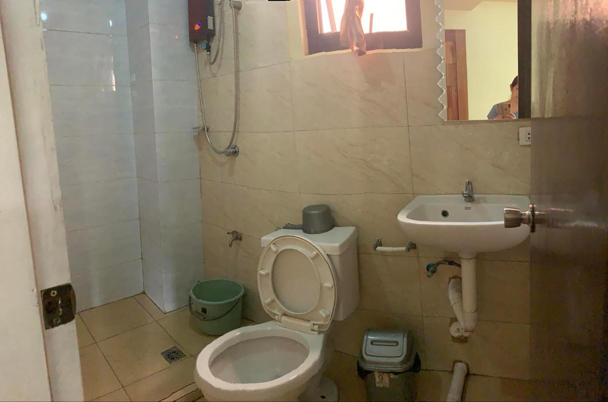 Quadruple Room with Balcony - Photo 6