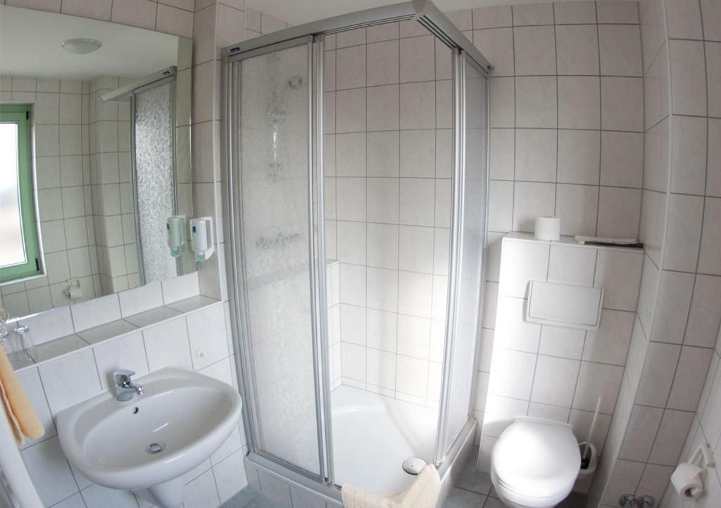 Single Room photo 3