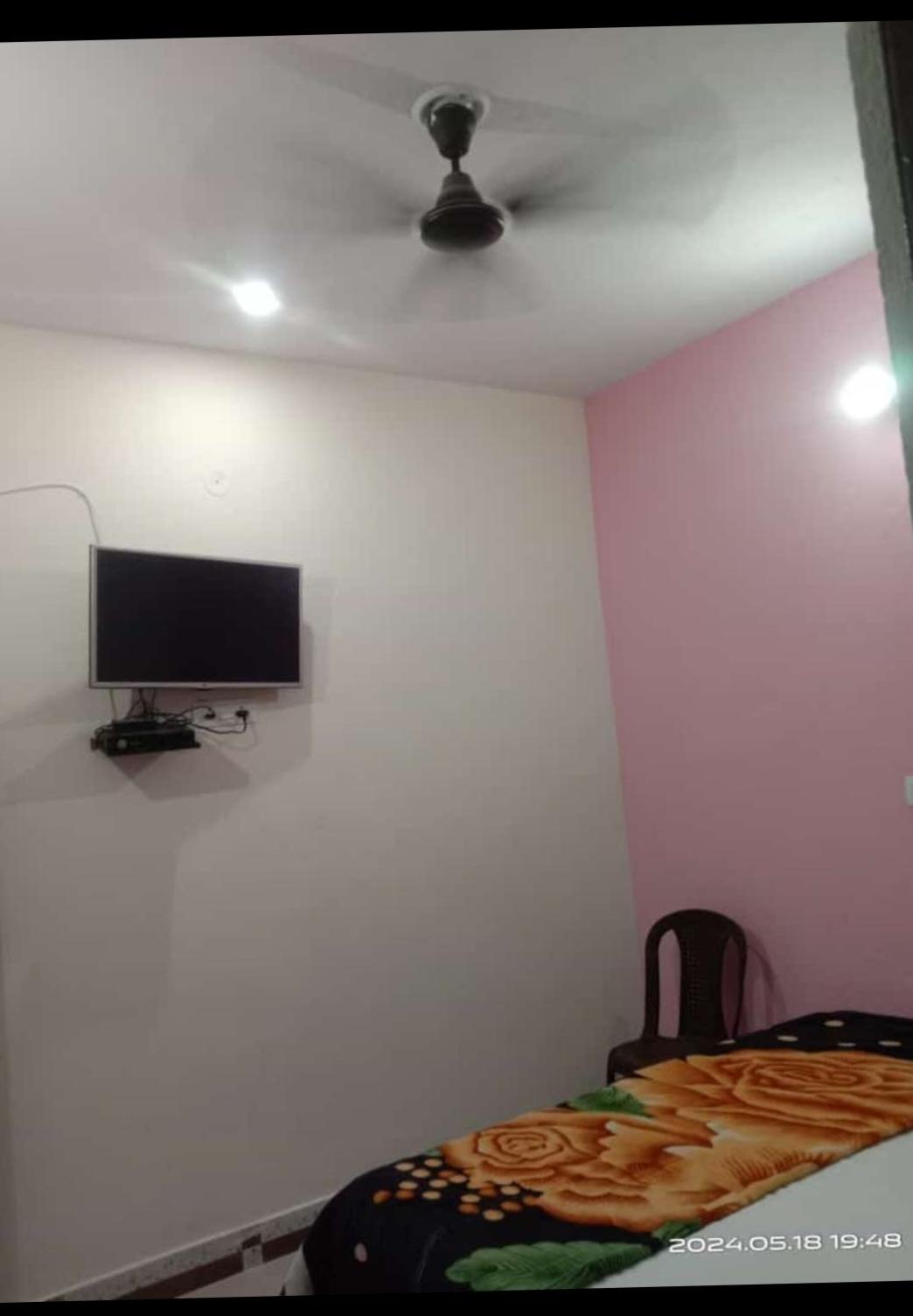 Double Room With Balcony photo 1