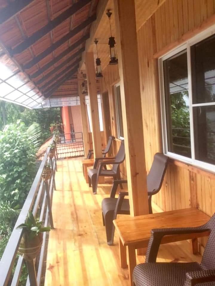 Standard Double Room With Fan photo 2