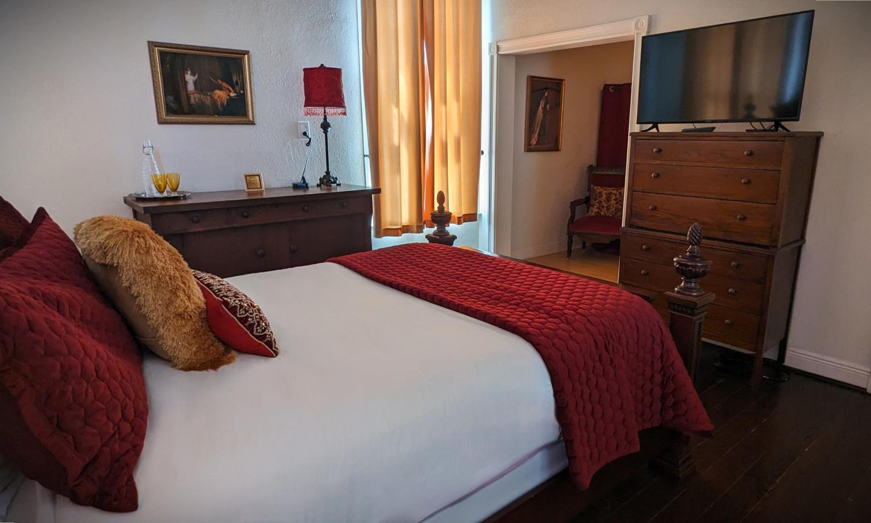 Queen Room - Photo 8