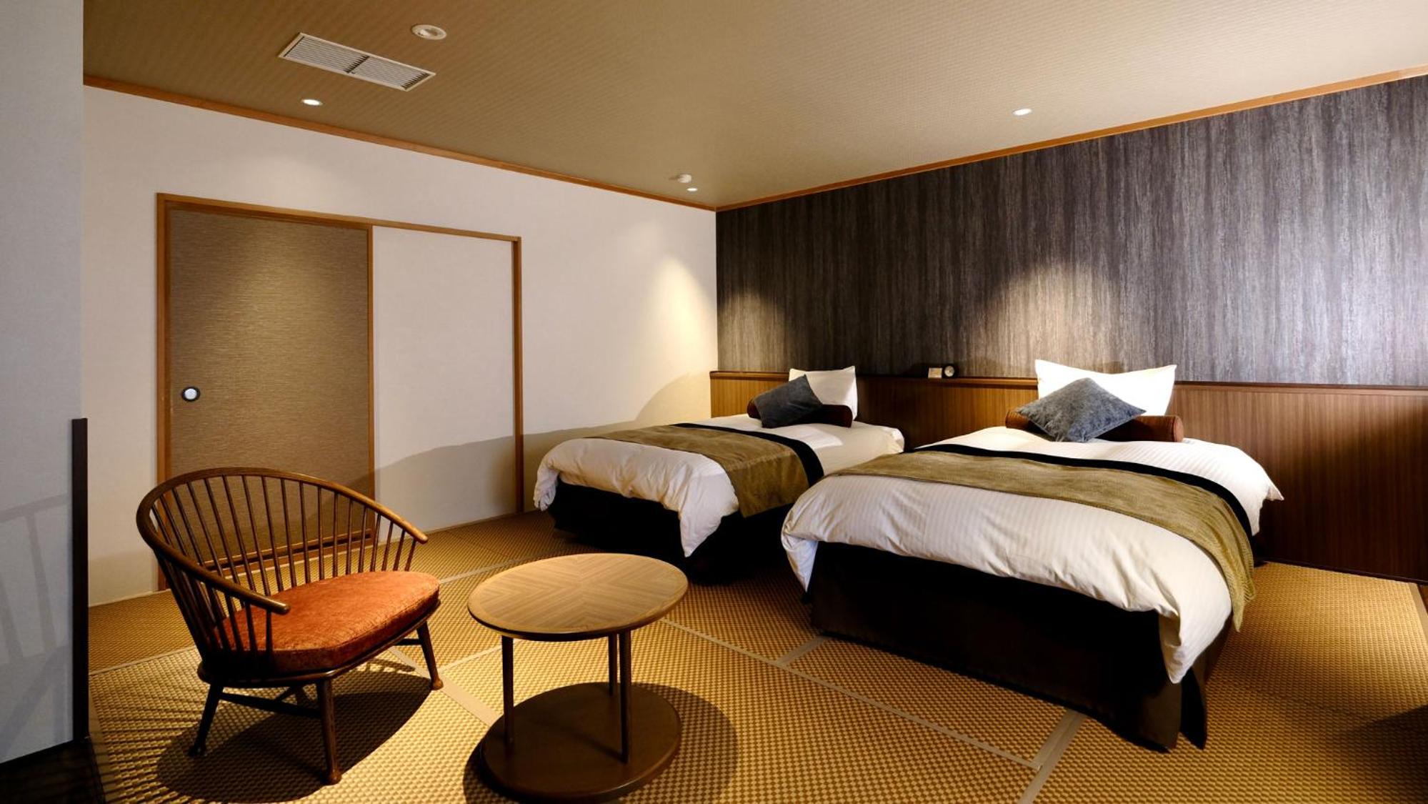Japanese-Style Modern Twin Room with Beds & Shower-Annex