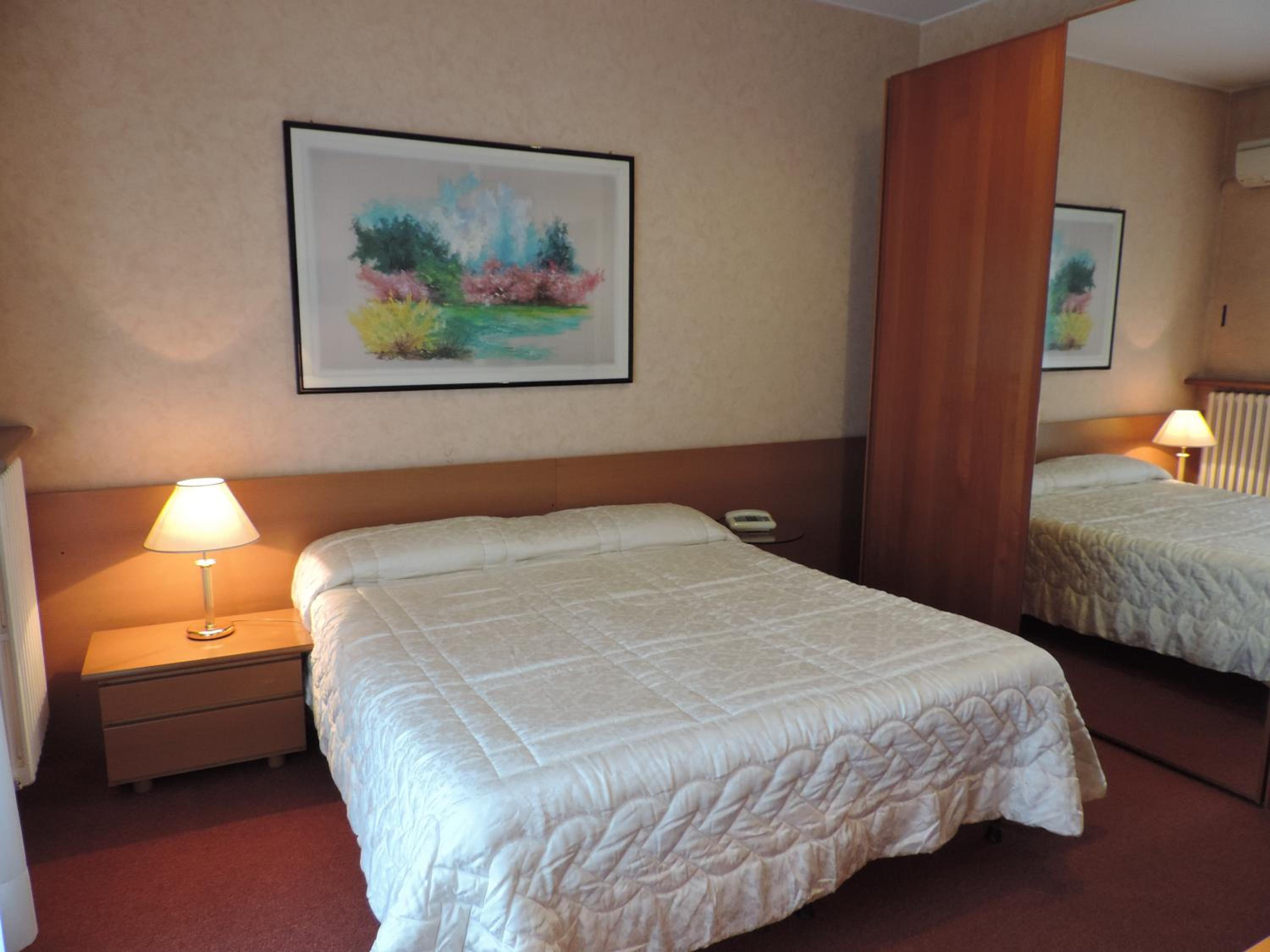 Economy Double or Twin Room