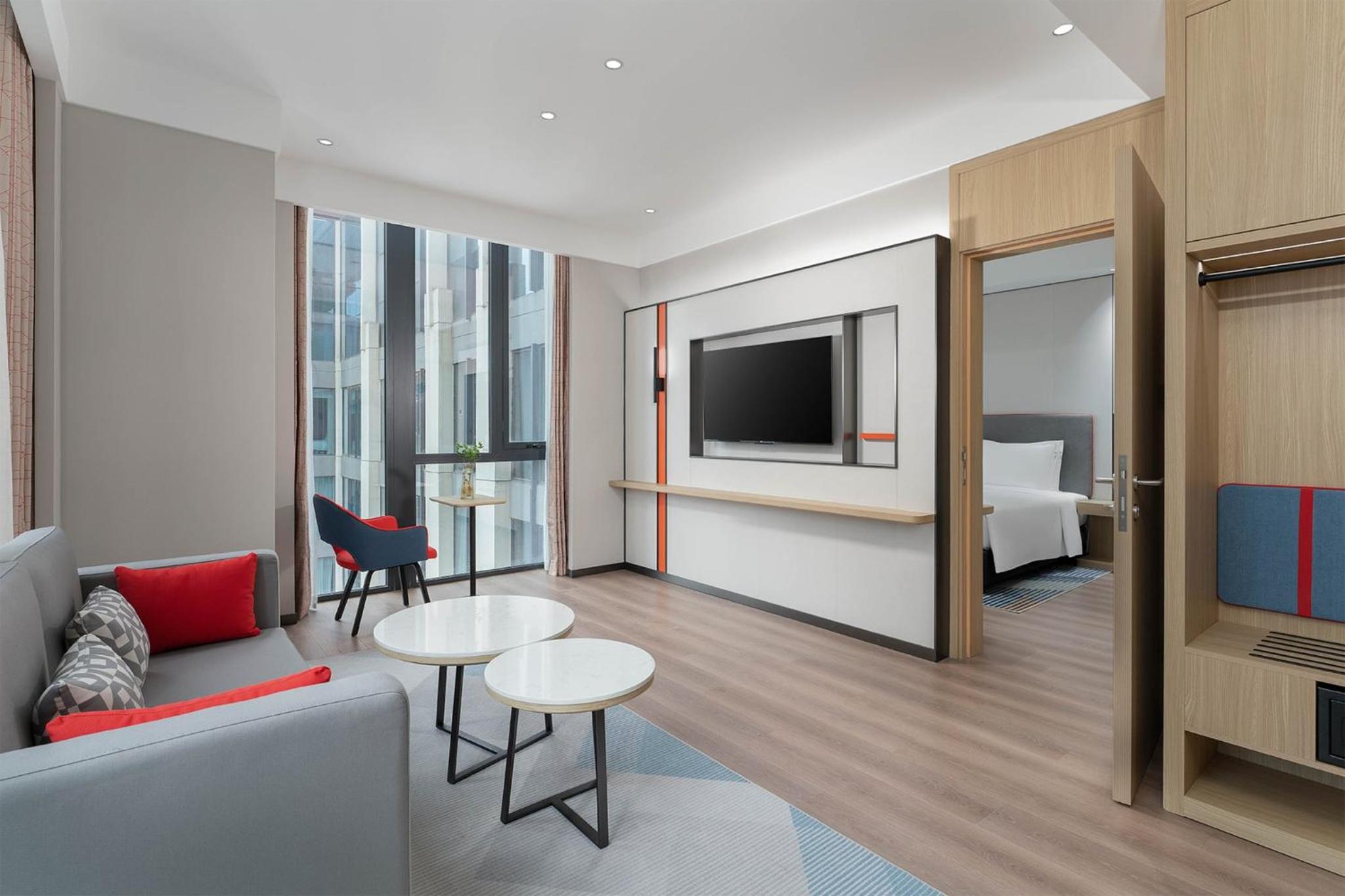 One-Bedroom Suite
