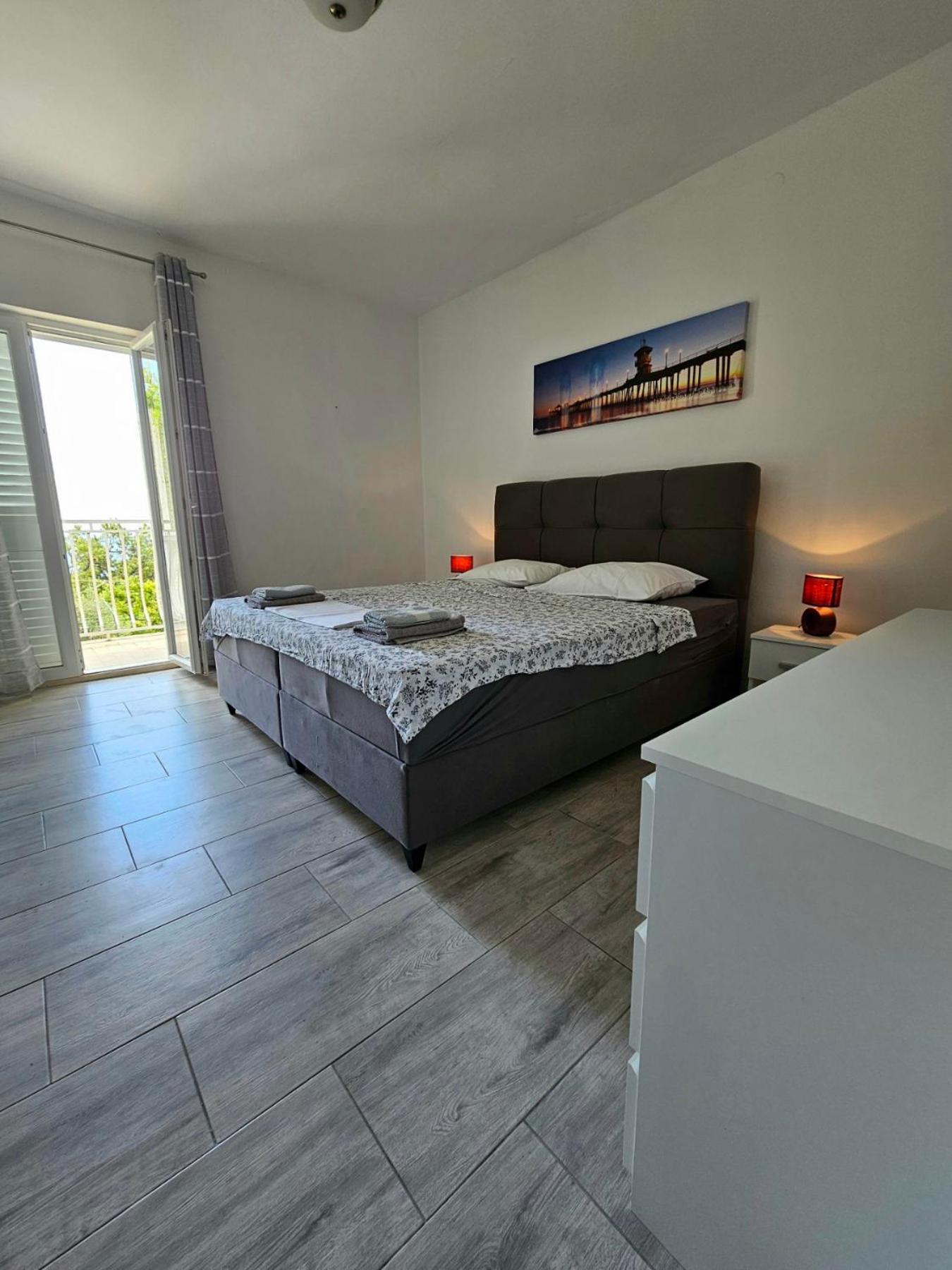 Superior One-Bedroom Apartment photo 1