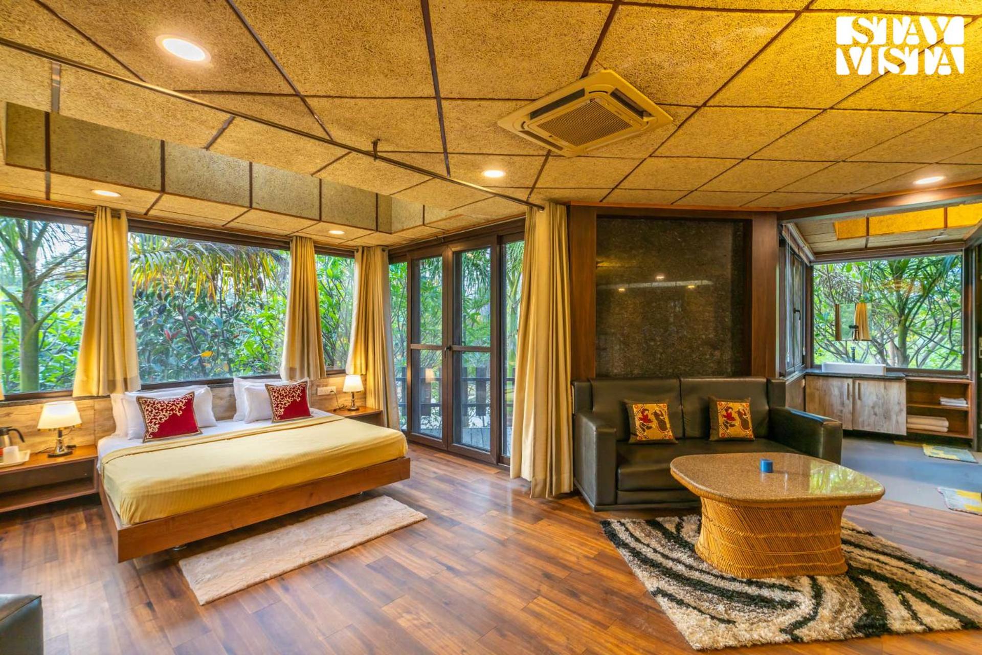 Villa photo 1