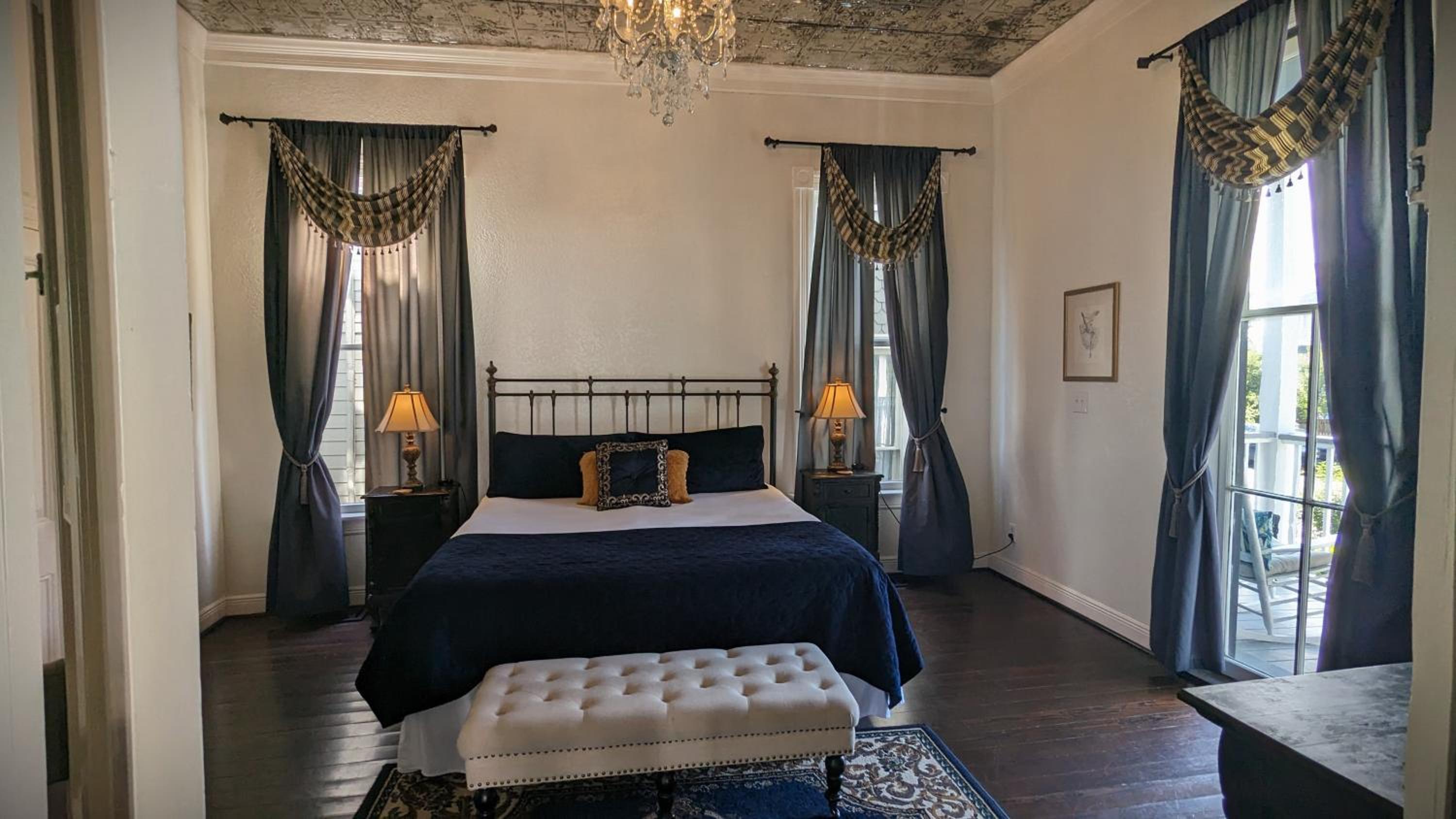 Superior King Room - Photo 2