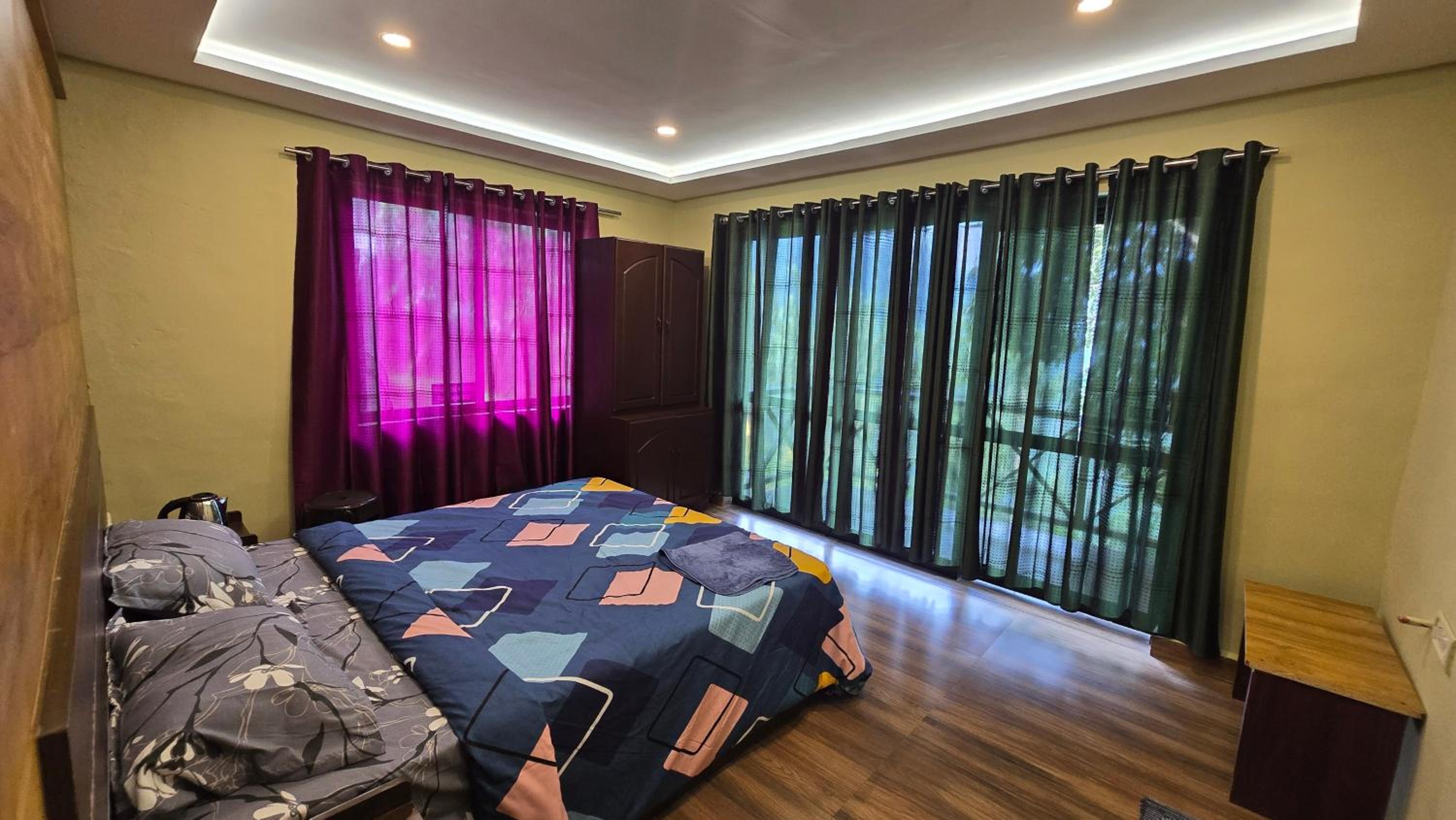 Four-Bedroom House photo 1