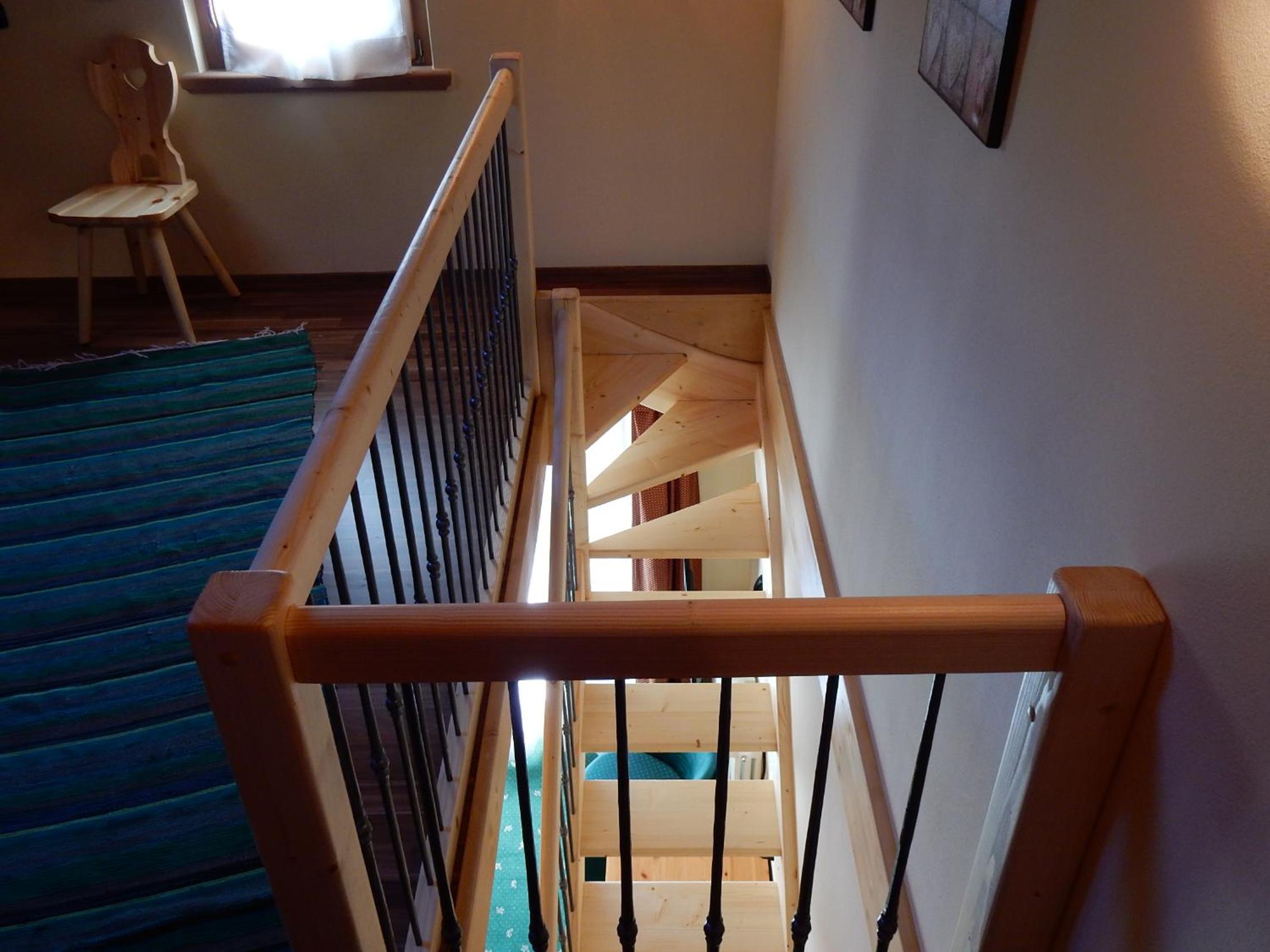 Quadruple Room with Balcony - Photo 12
