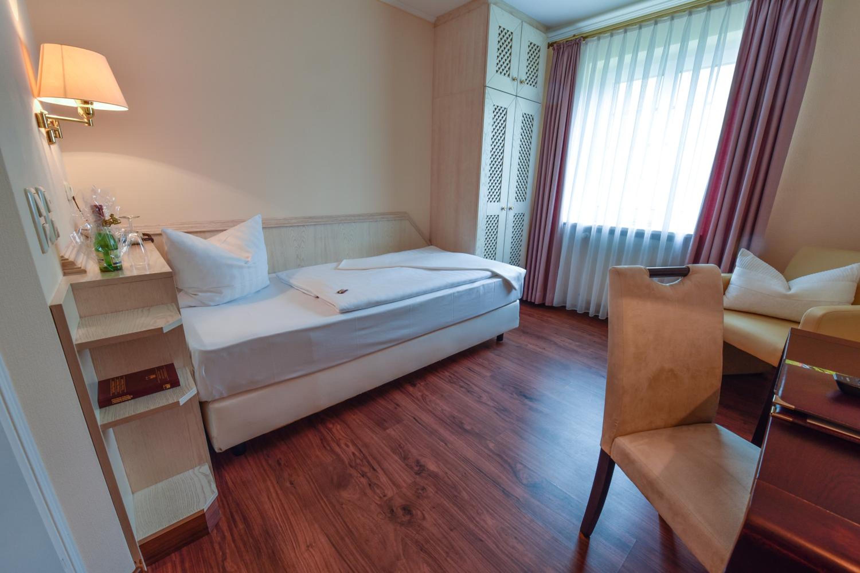 Standard Single Room photo 3