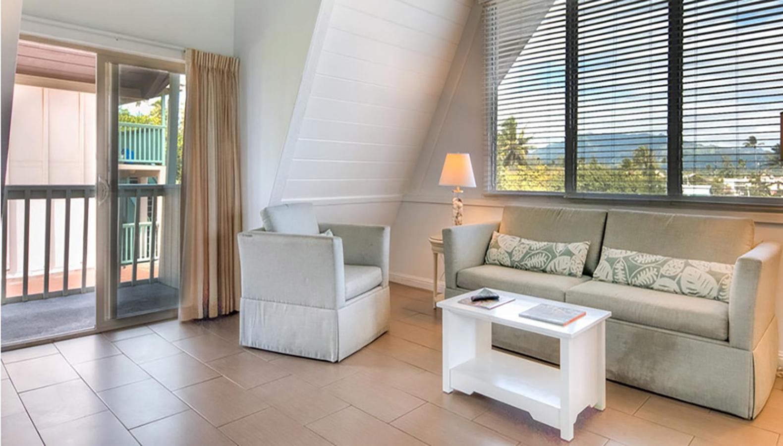 One-bedroom King Suite With Ocean View - Non-smoking