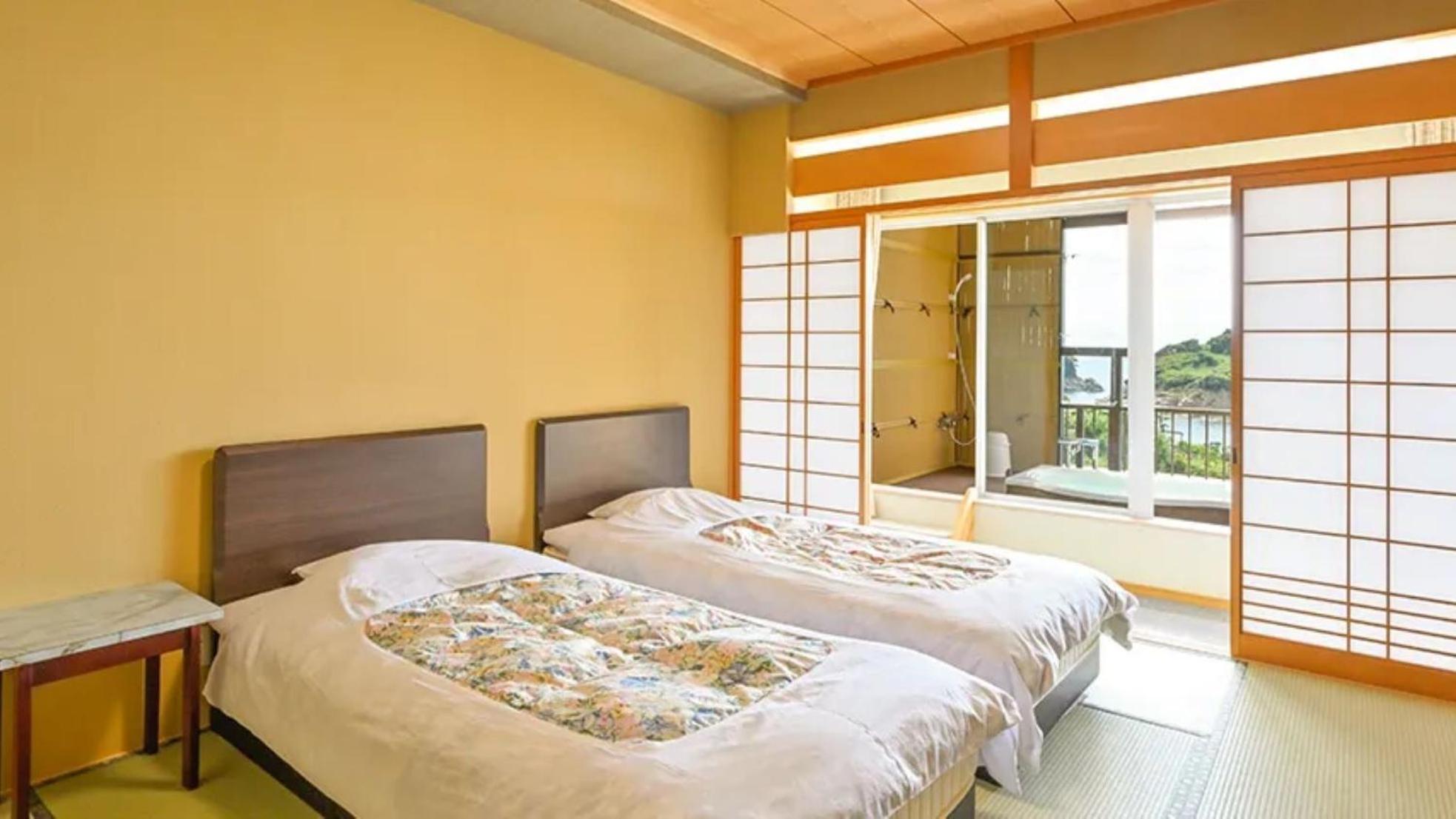 Japanese-Style Room