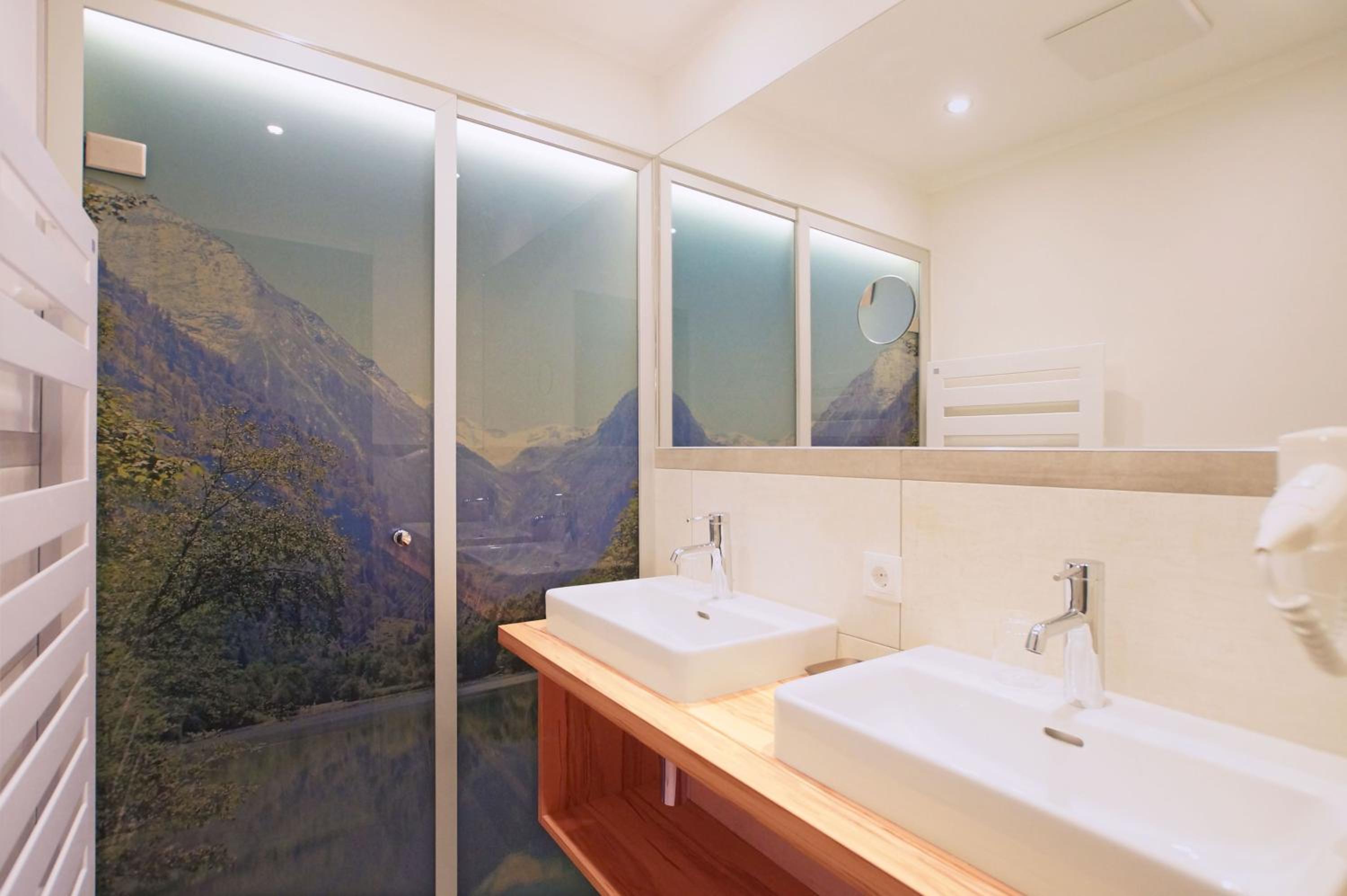 Superior Double or Twin Room with Mountain View photo 2