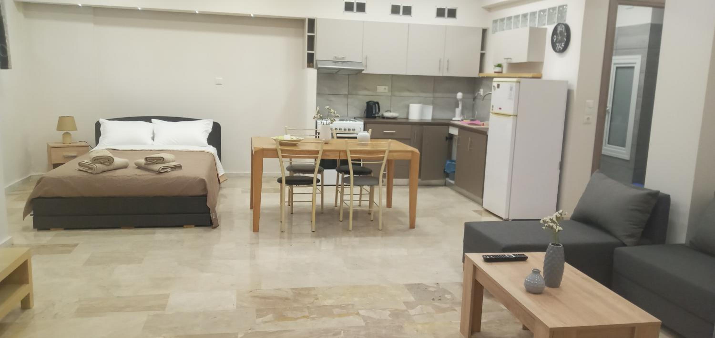 Superior One-Bedroom Apartment