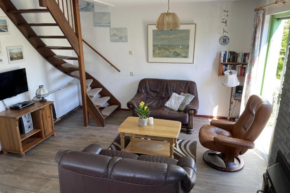 Three-Bedroom Bungalow photo 1