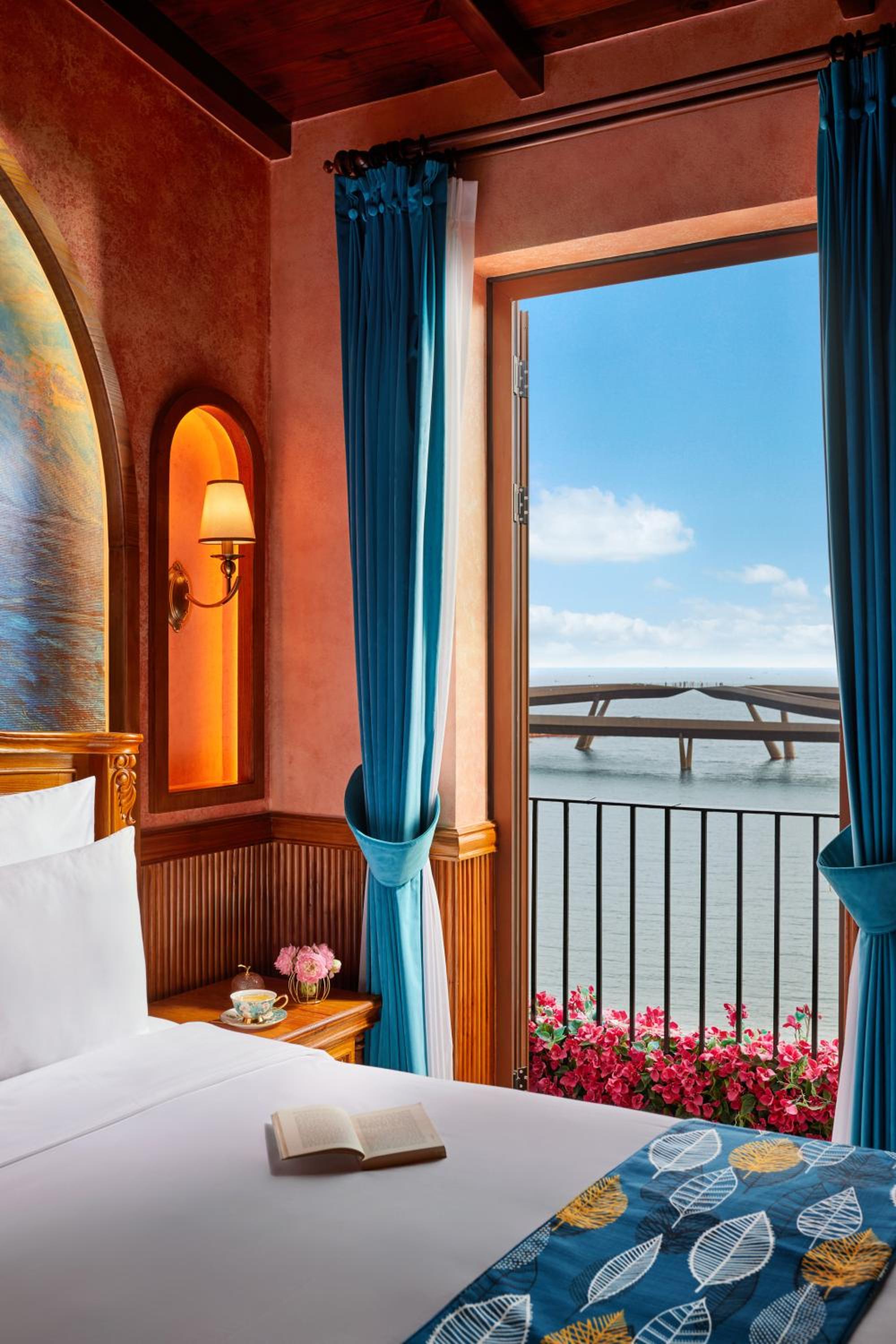 Amoris Infinitus, Ocean View, 1 King Bed with Balcony - Photo 13