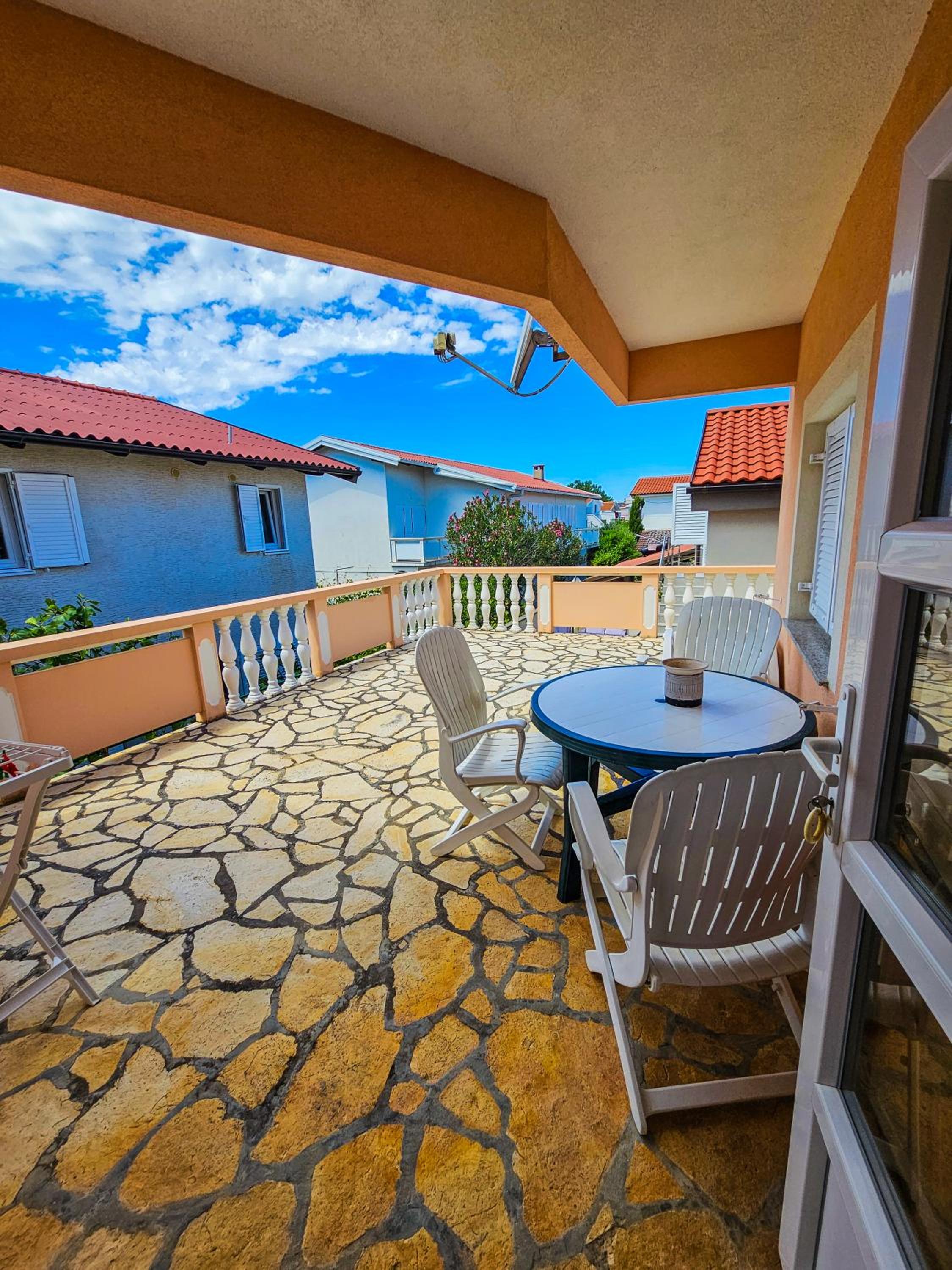Apartment with Sea View photo 2