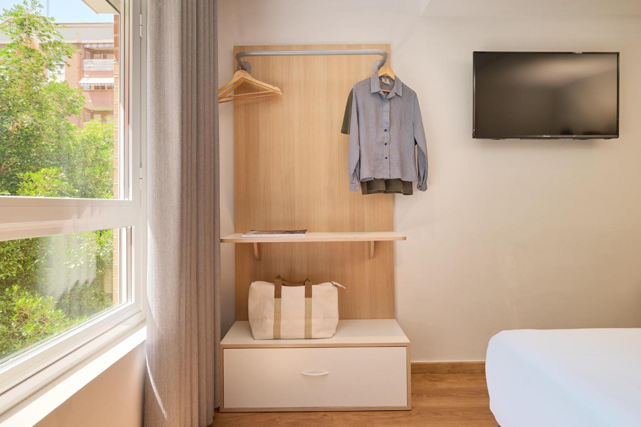 Double Room - Photo 10