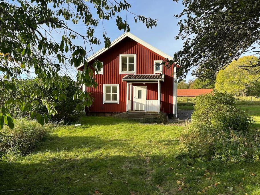 Two-Bedroom House photo 2