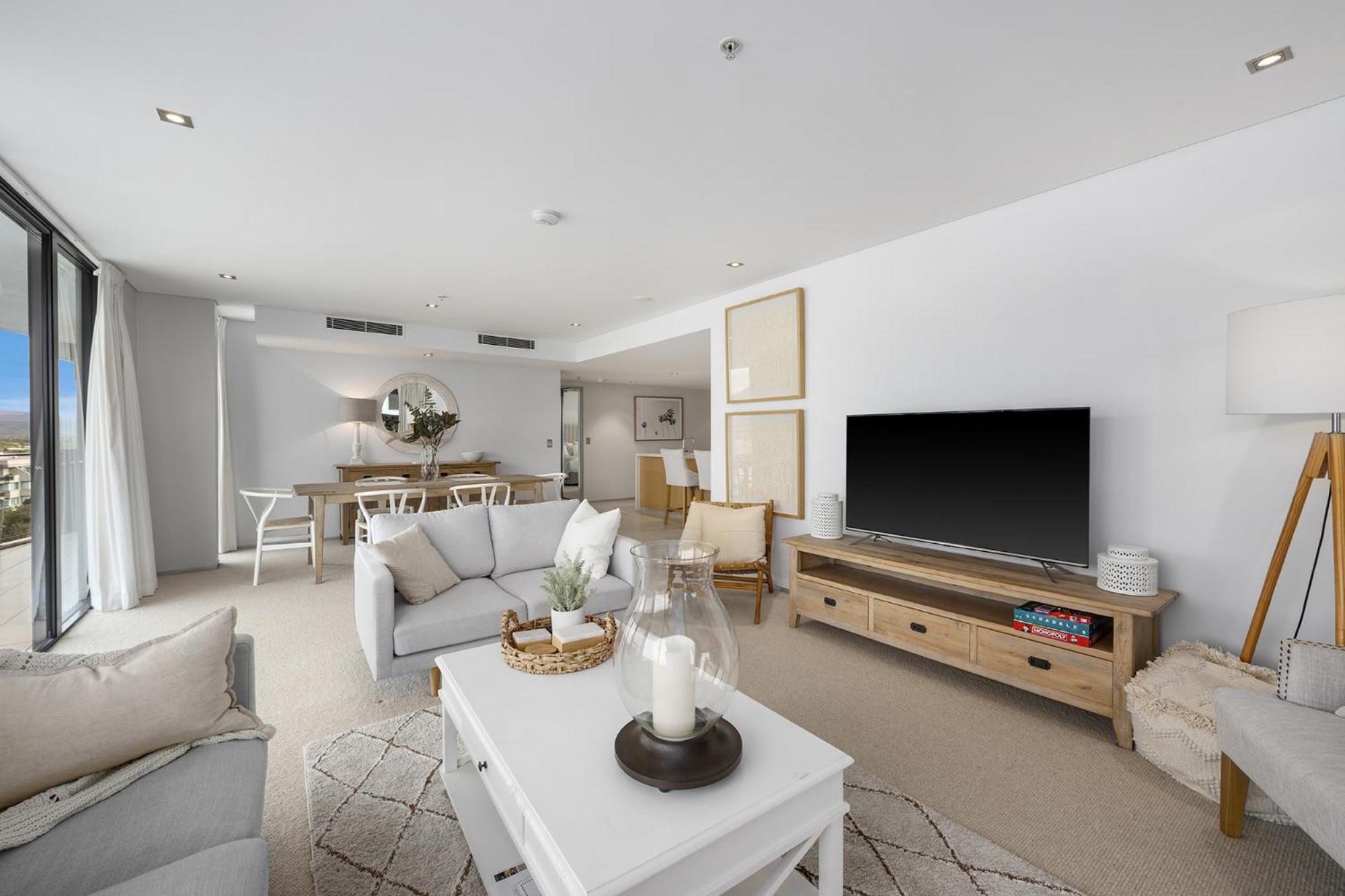 Two-Bedroom Apartment - Photo 11