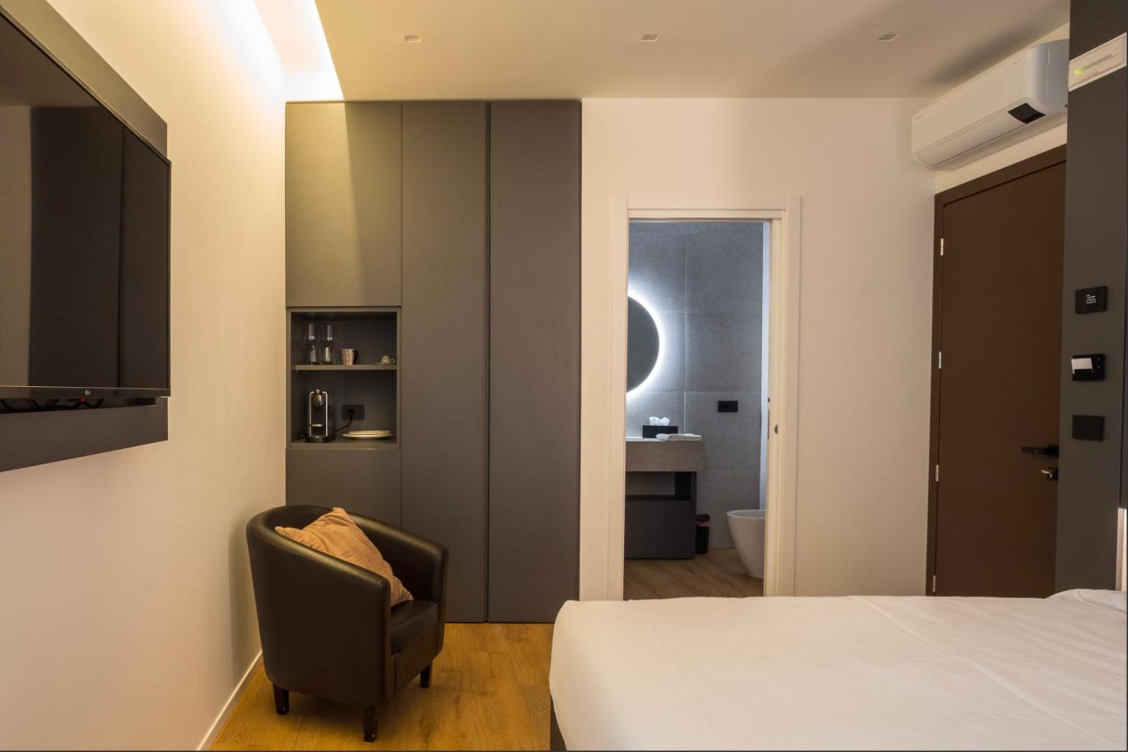 Single Room photo 3