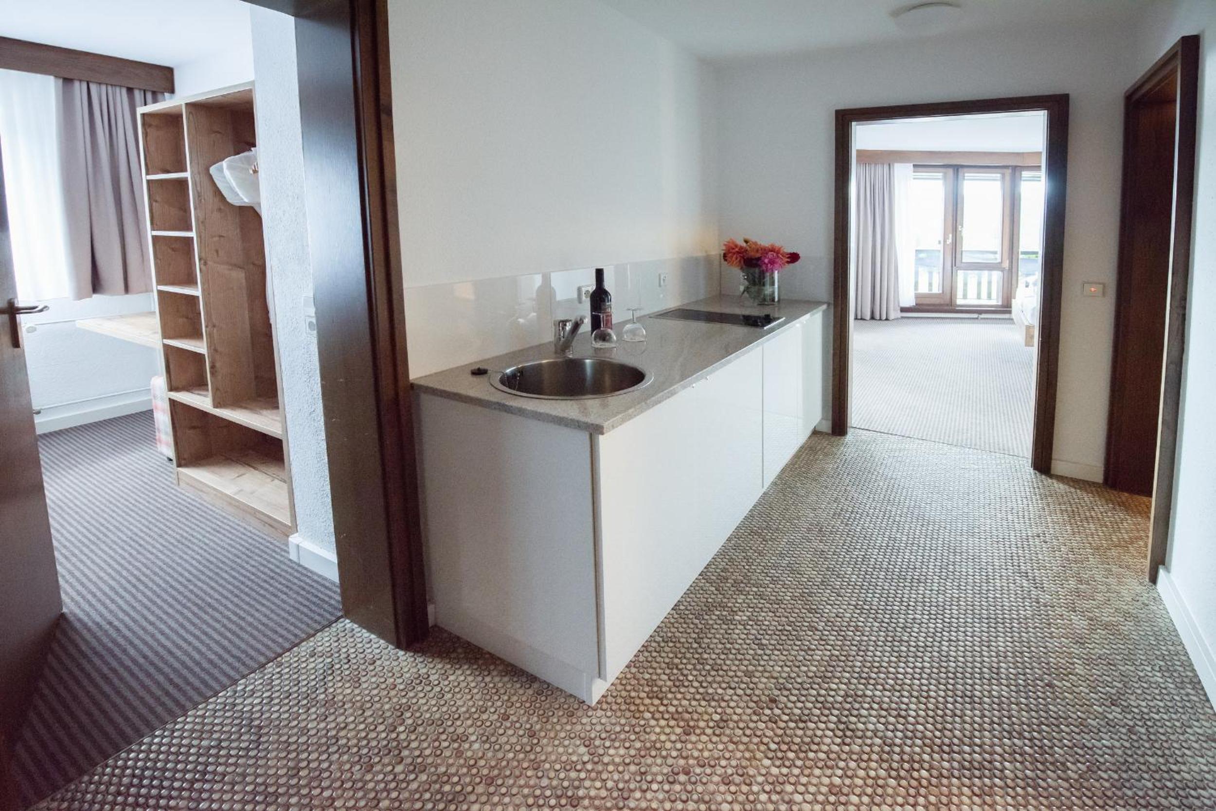Family Apartment - Photo 6