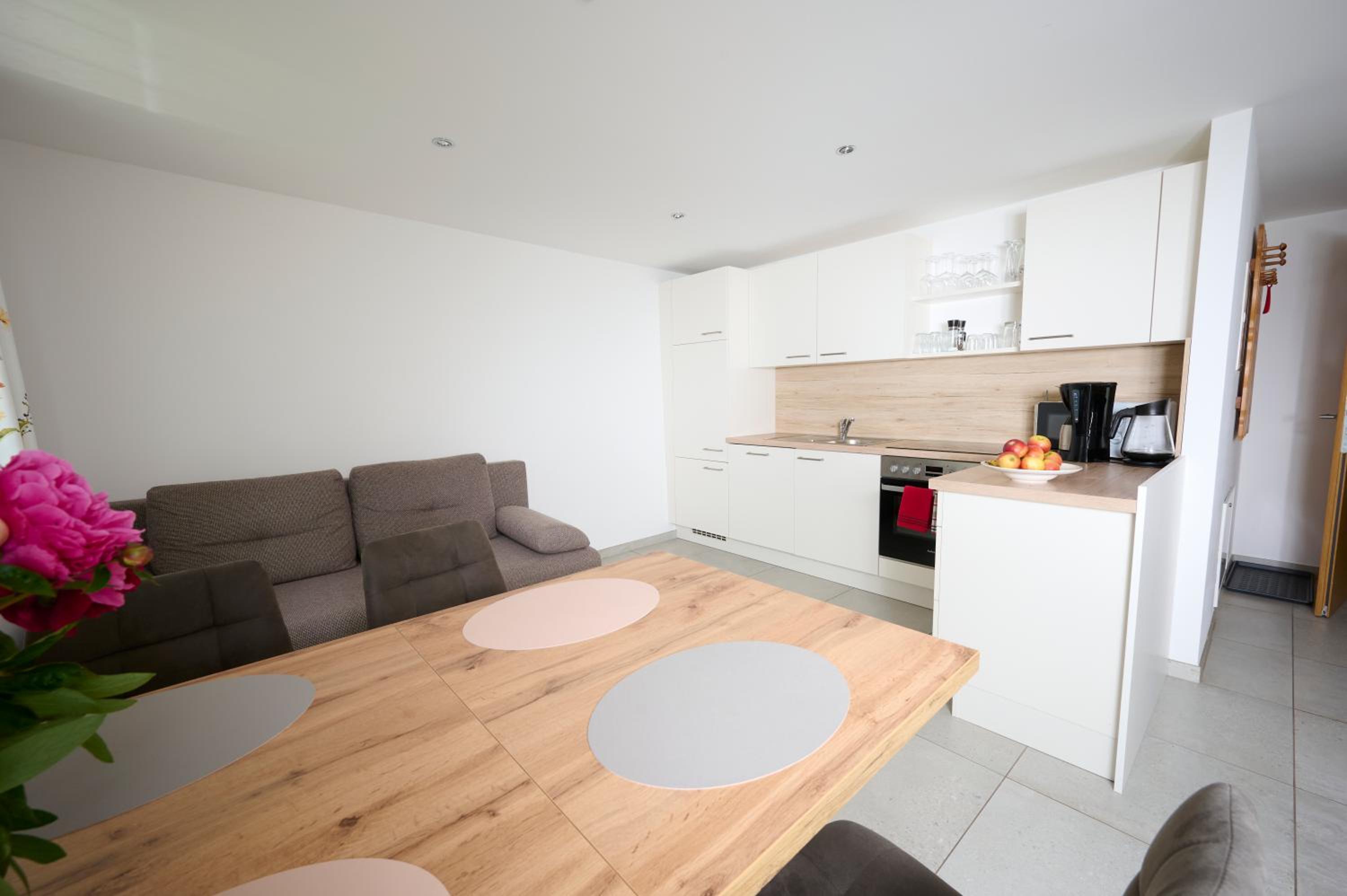 Apartment - Ground Floor photo 2
