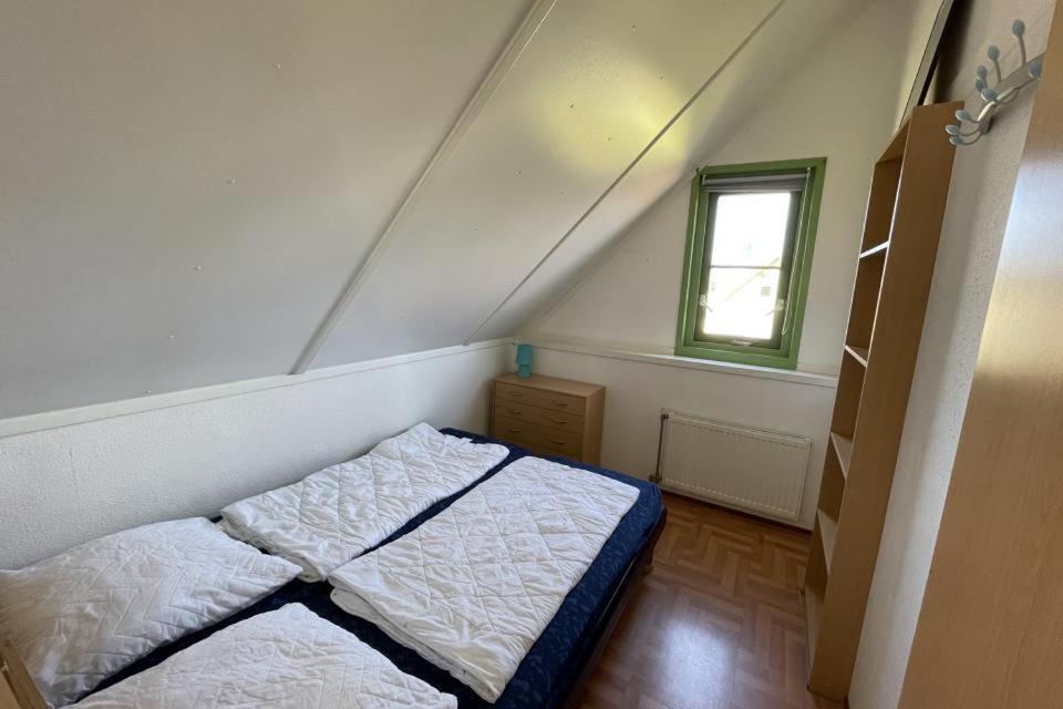 Three-Bedroom Bungalow photo 1
