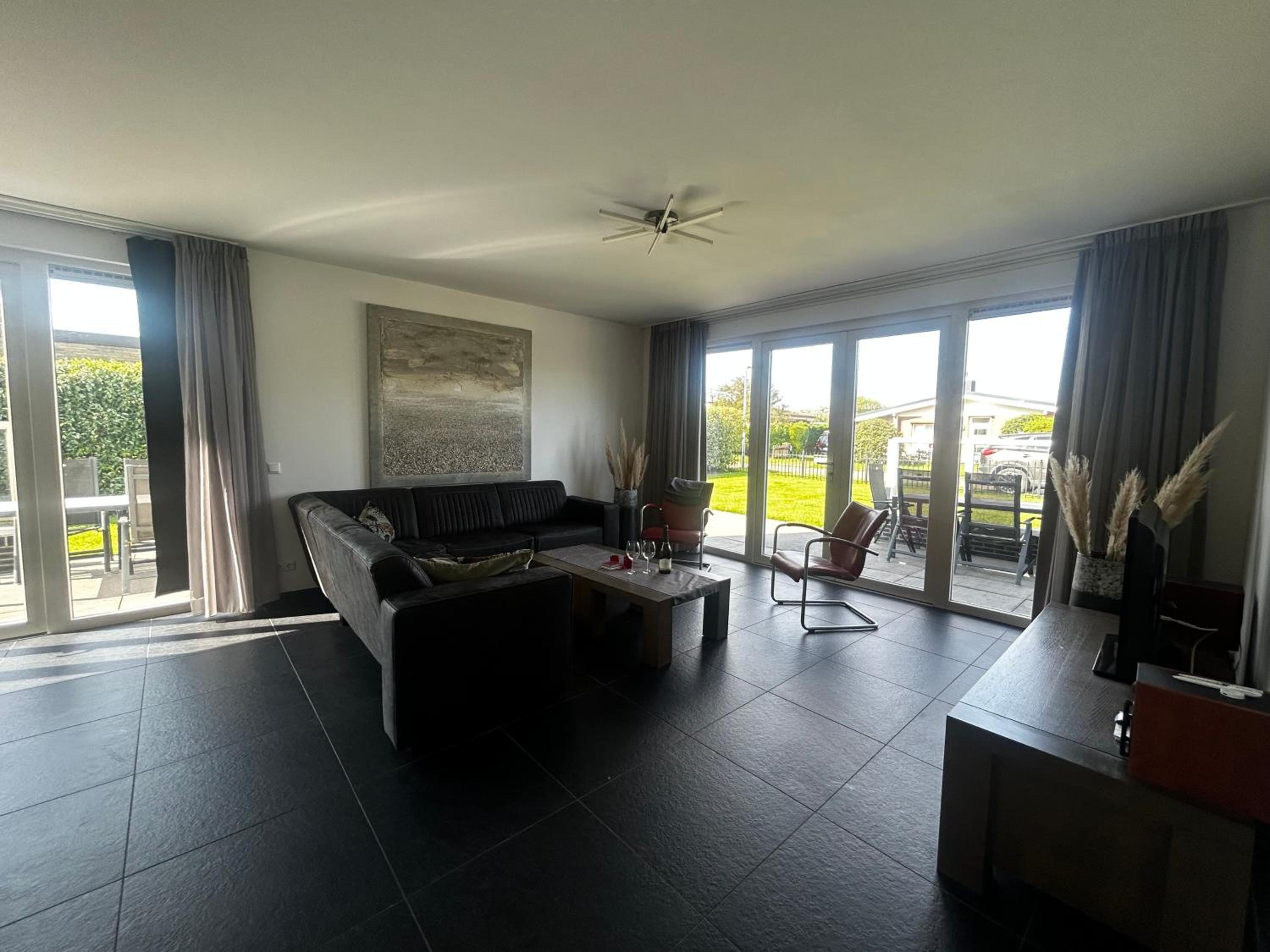 Four-Bedroom Bungalow photo 1