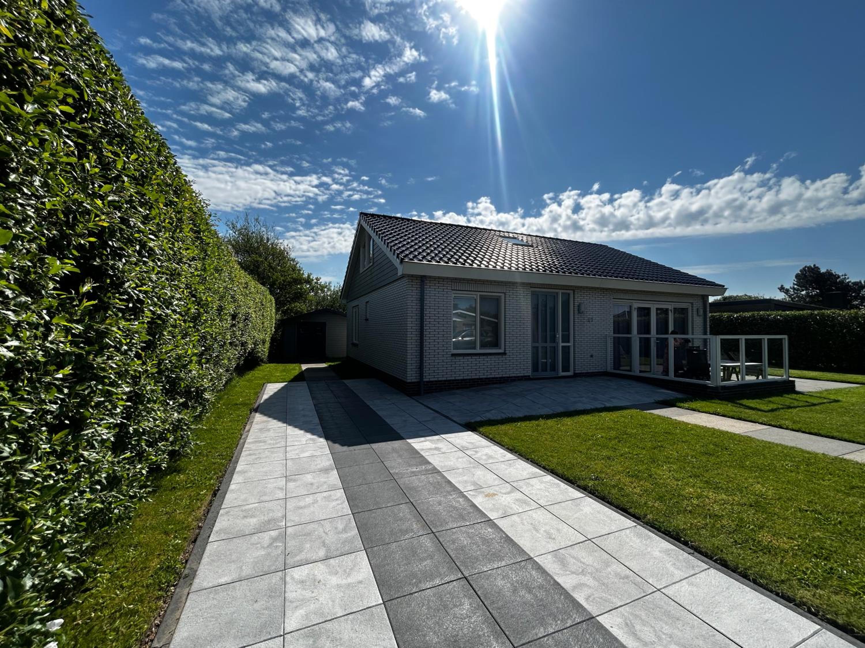 Four-Bedroom Bungalow photo 2