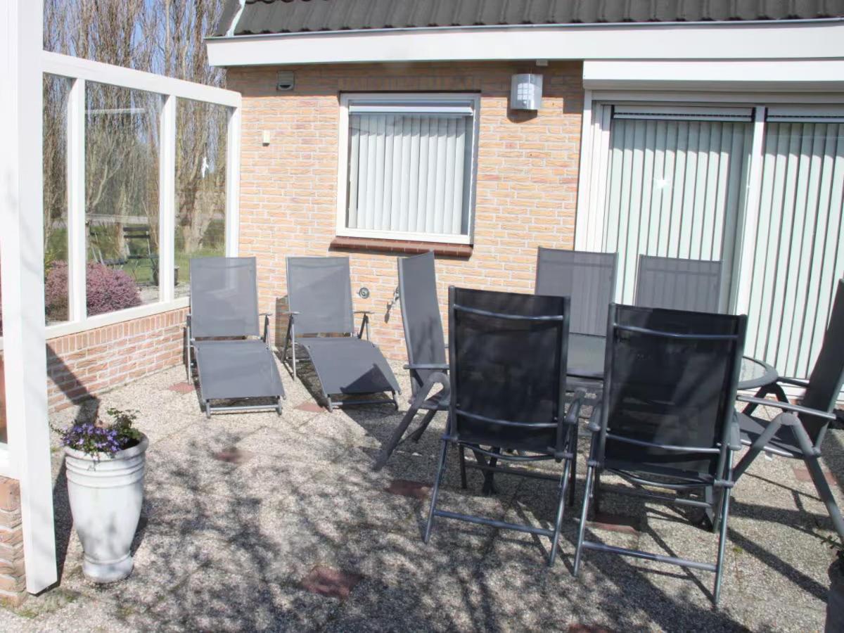Three-Bedroom Bungalow photo 2